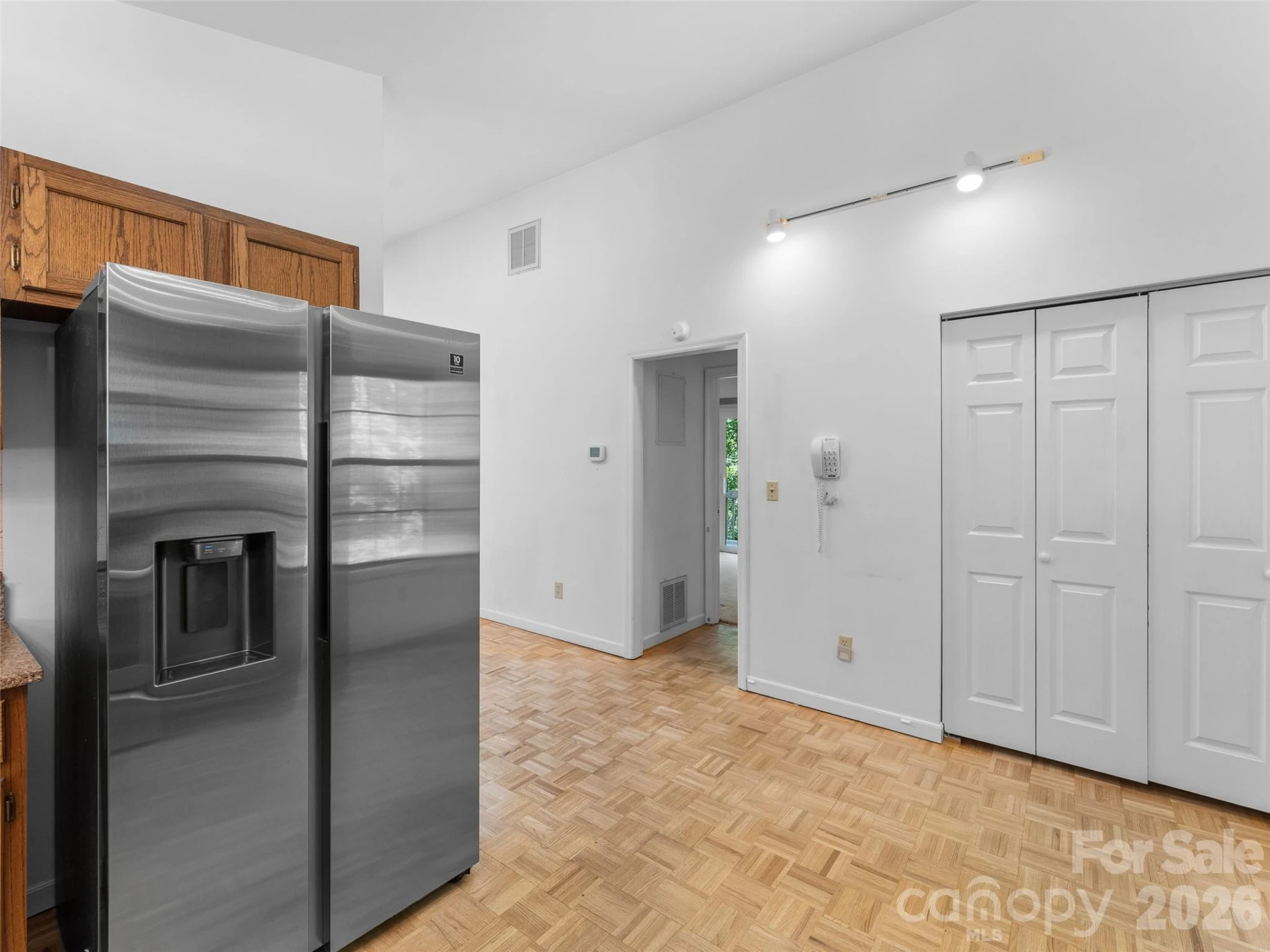 323 Burrell Mountain Road - Photo 14