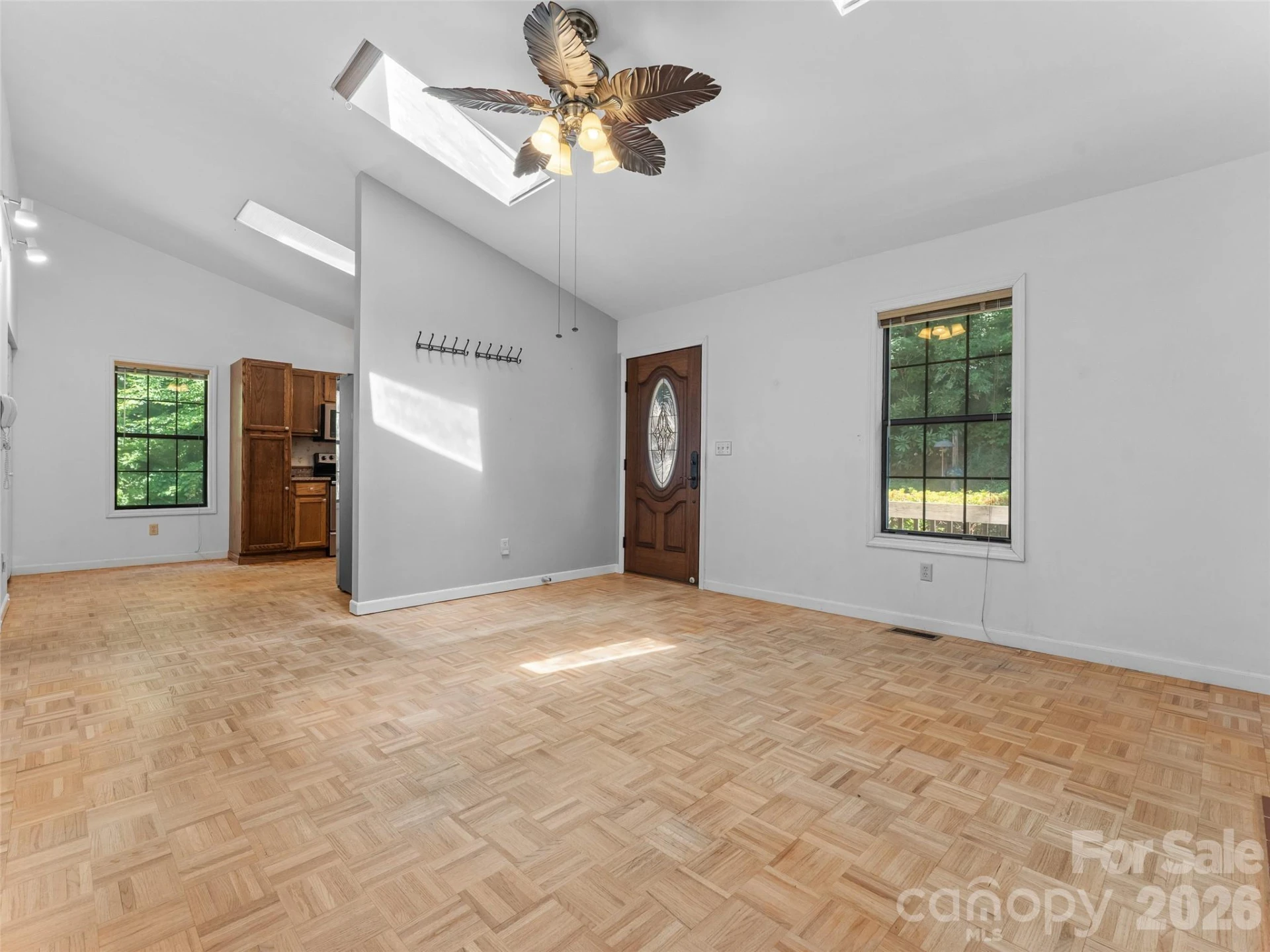 323 Burrell Mountain Road - Photo 9