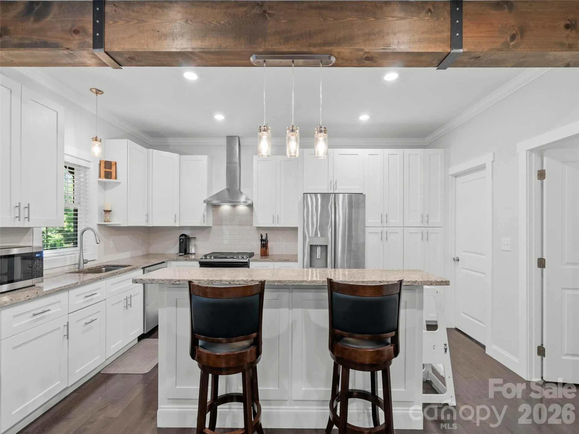 100 Hibriten Drive - Photo 6