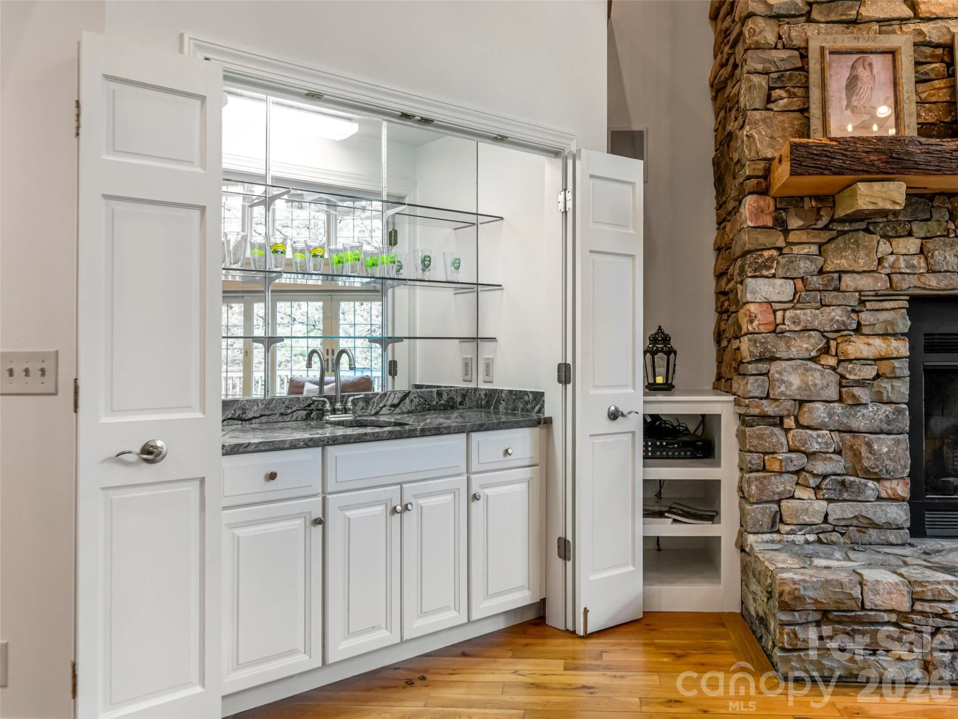 307 S Braeside Court - Photo 7