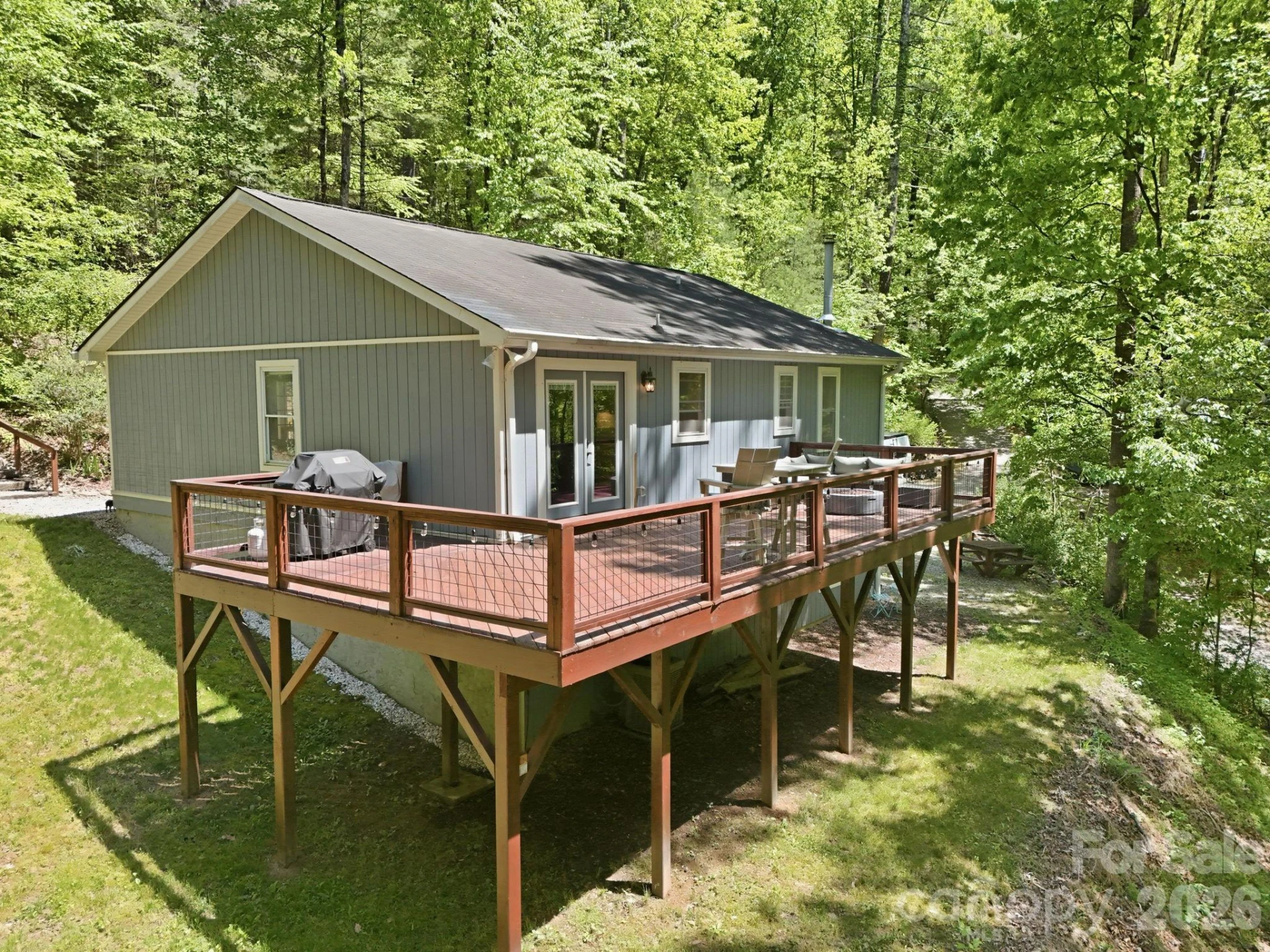 302 Rich Mountain Road