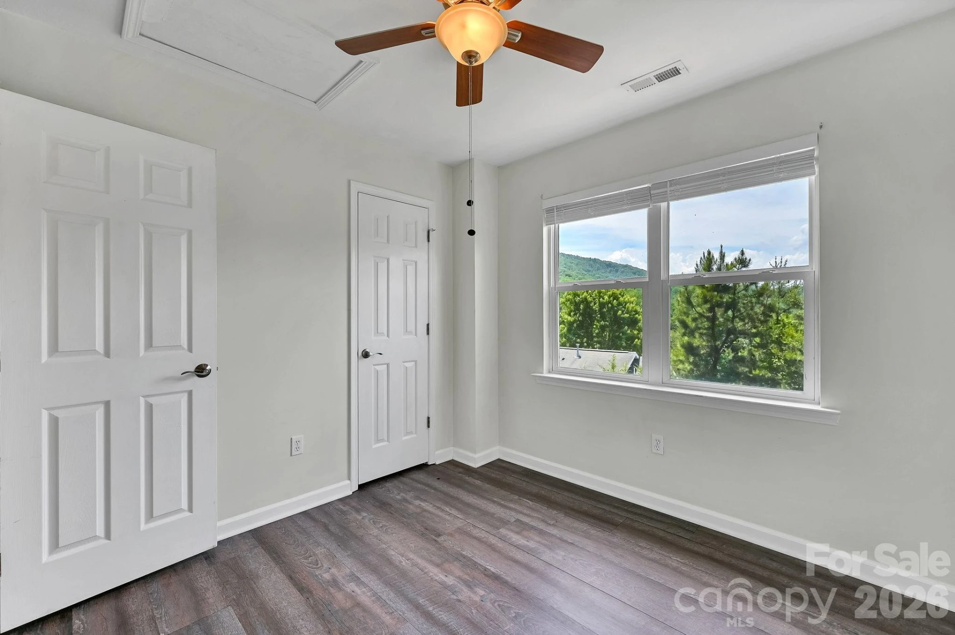 85 Rotunda Circle - Photo 15