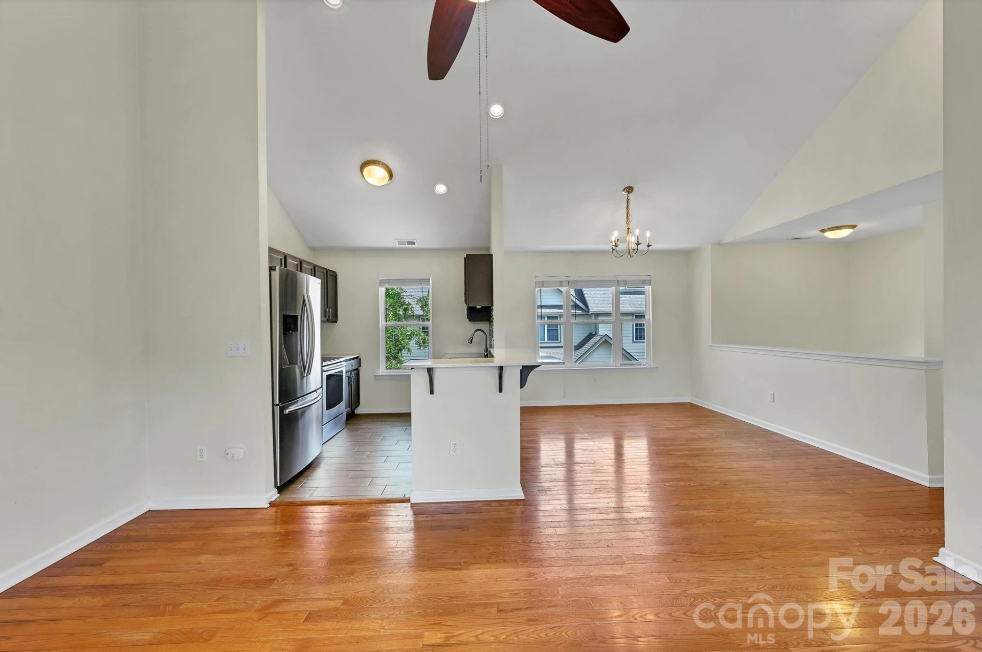 85 Rotunda Circle - Photo 10