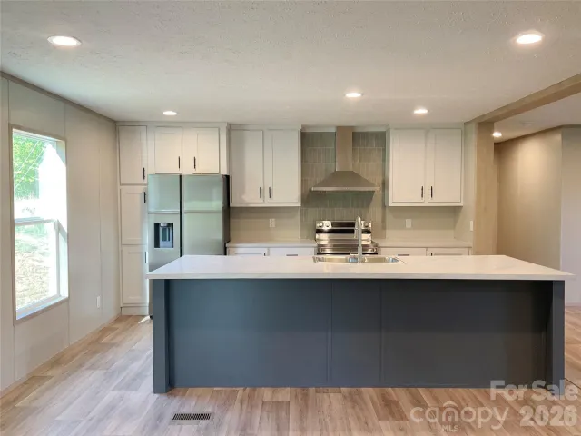 2226 Harris Henrietta Road, Mooresboro, NC, 28114