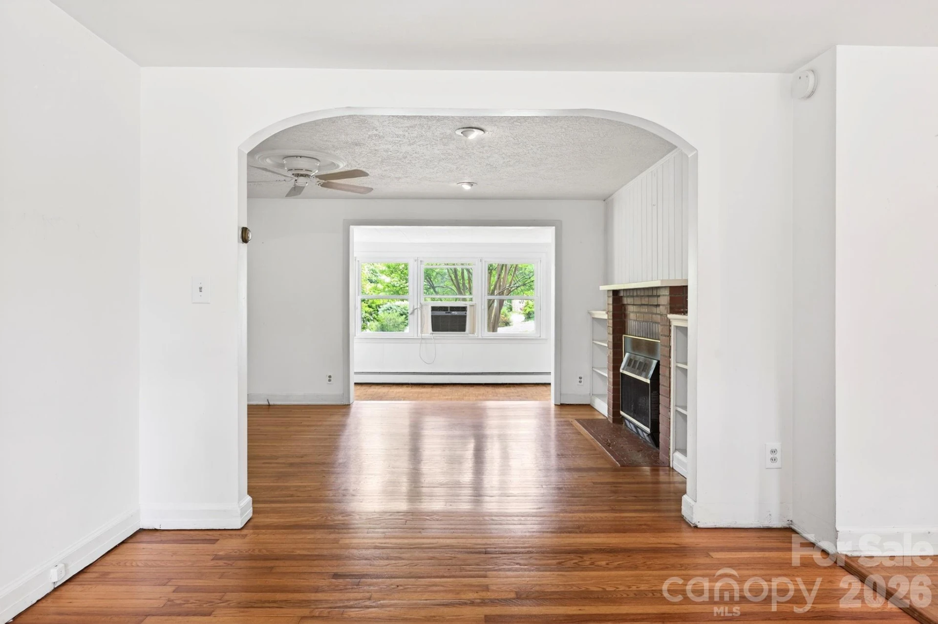 411 Hillcrest Circle - Photo 8
