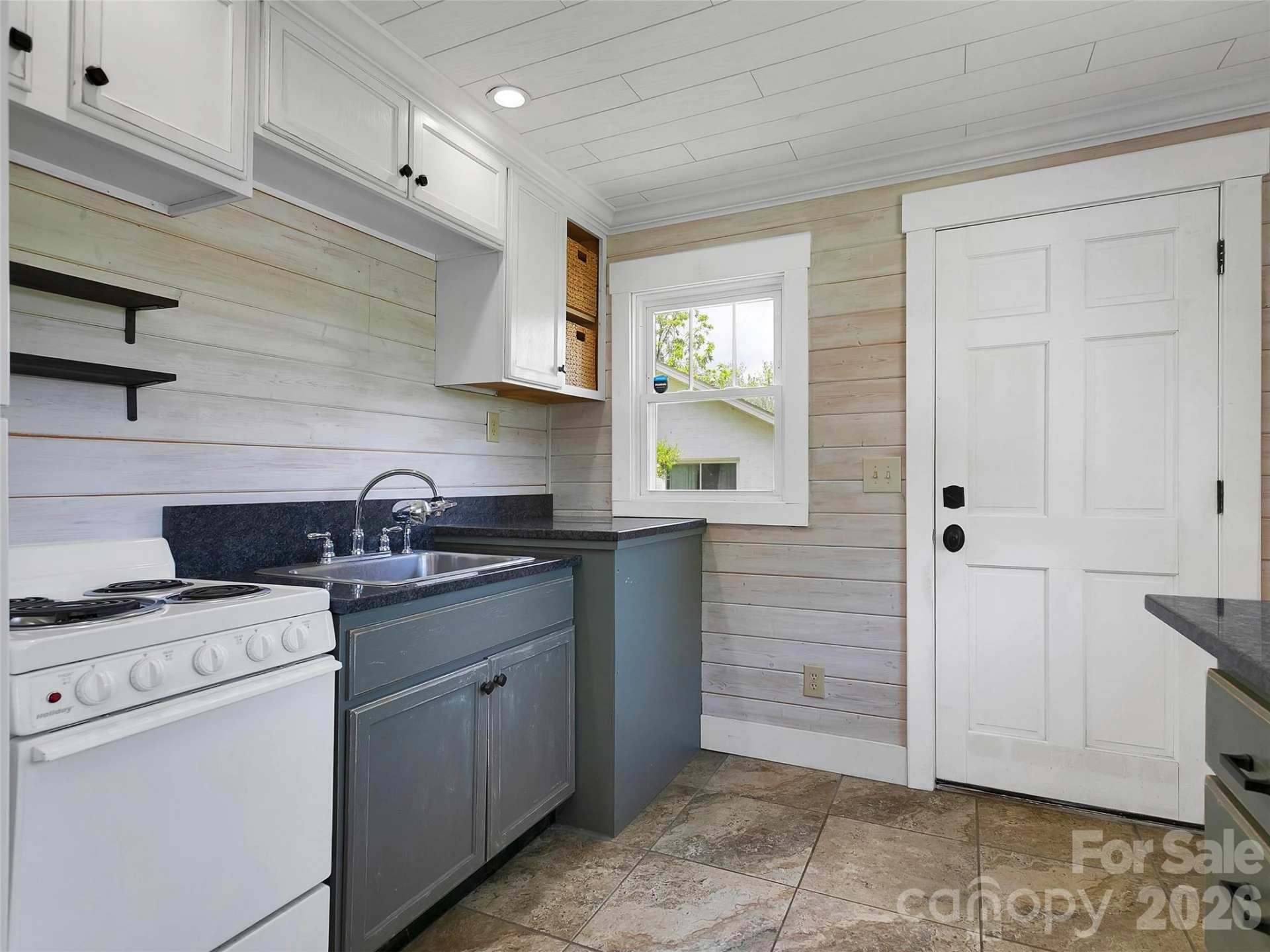 29 Salem Street - Photo 13