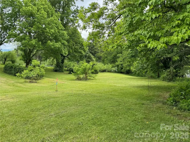 46 GREEN HILL Avenue