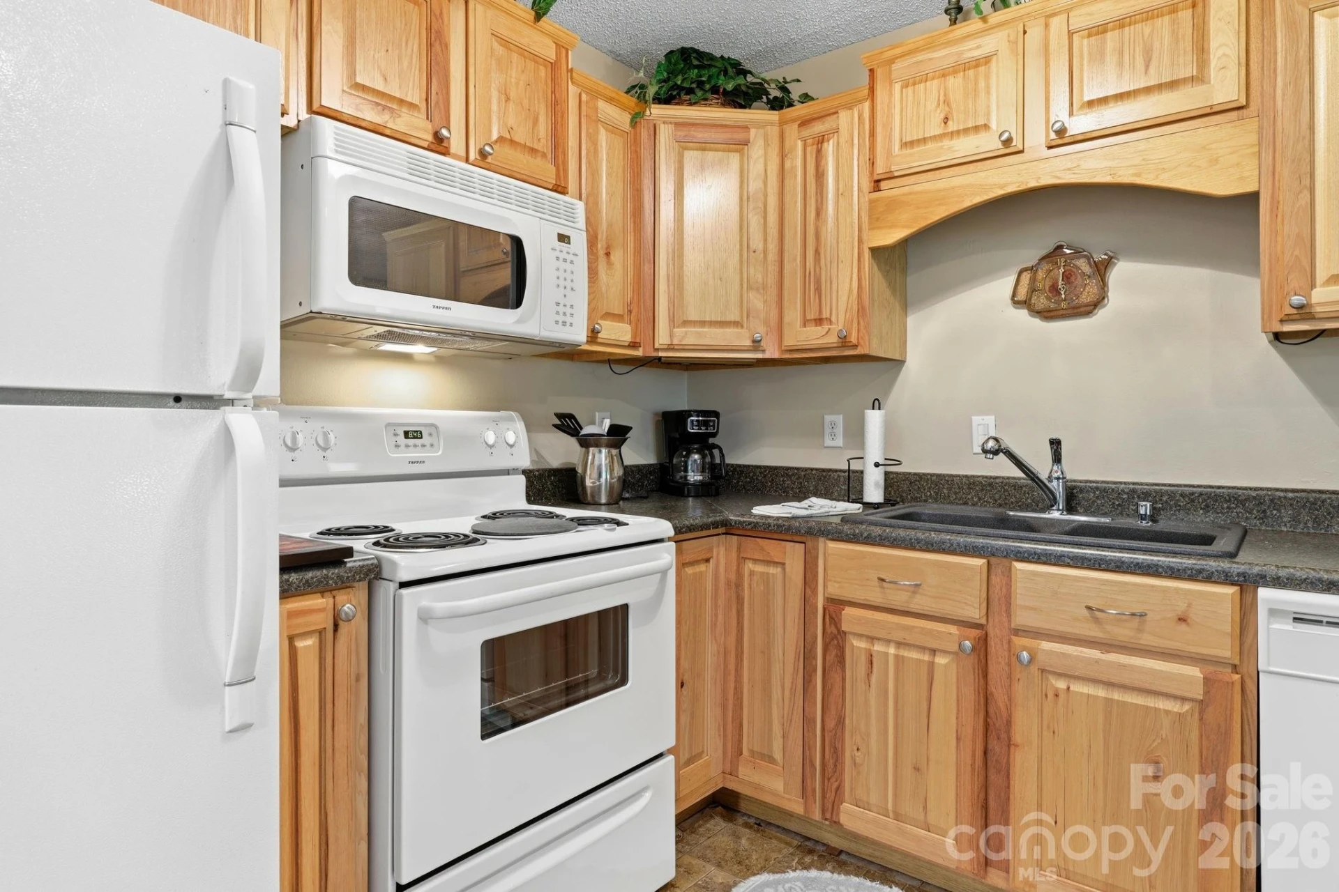 50 Gail Drive - Photo 12