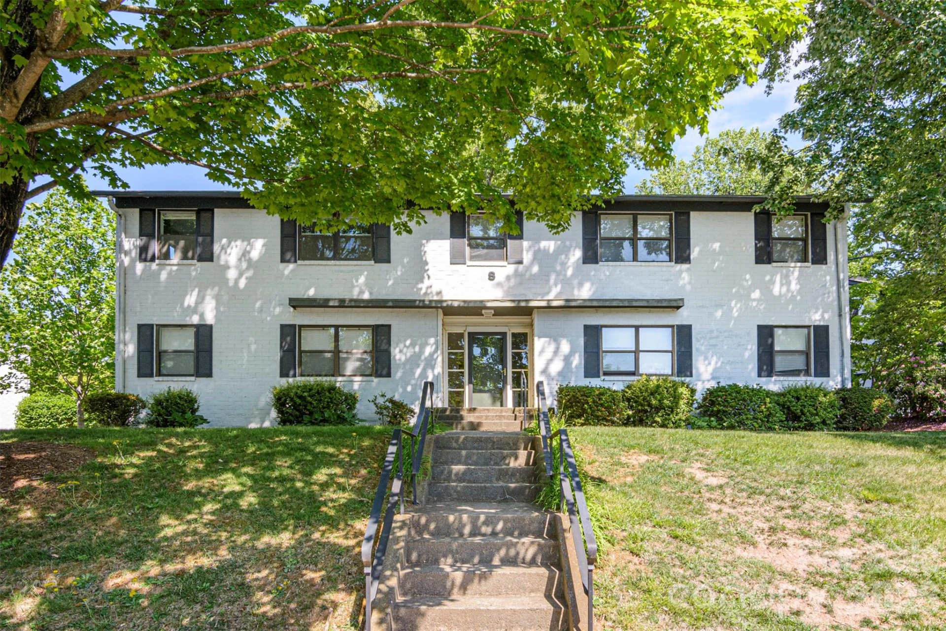 615 Biltmore Avenue