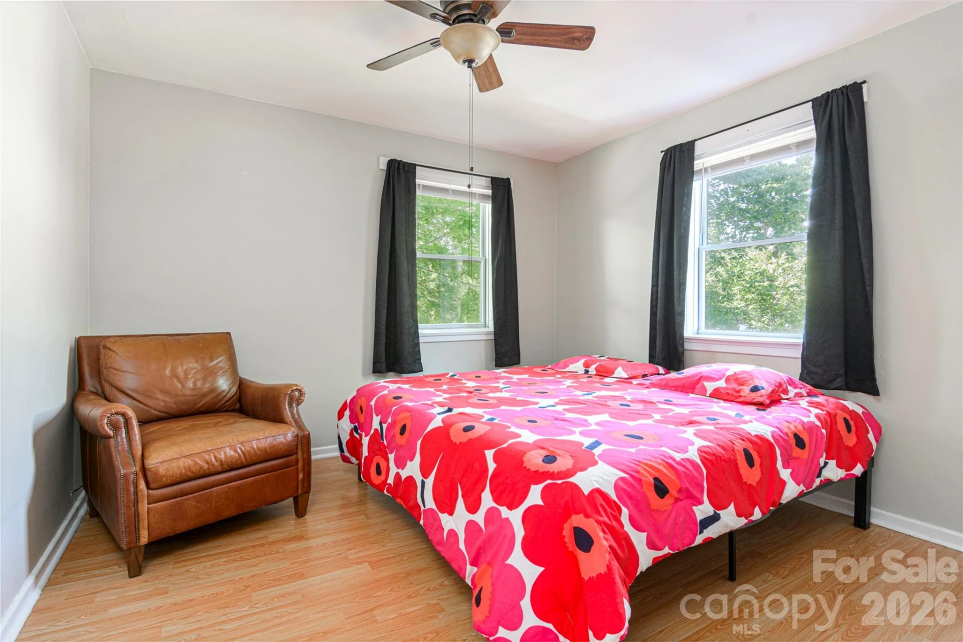 615 Biltmore Avenue - Photo 9