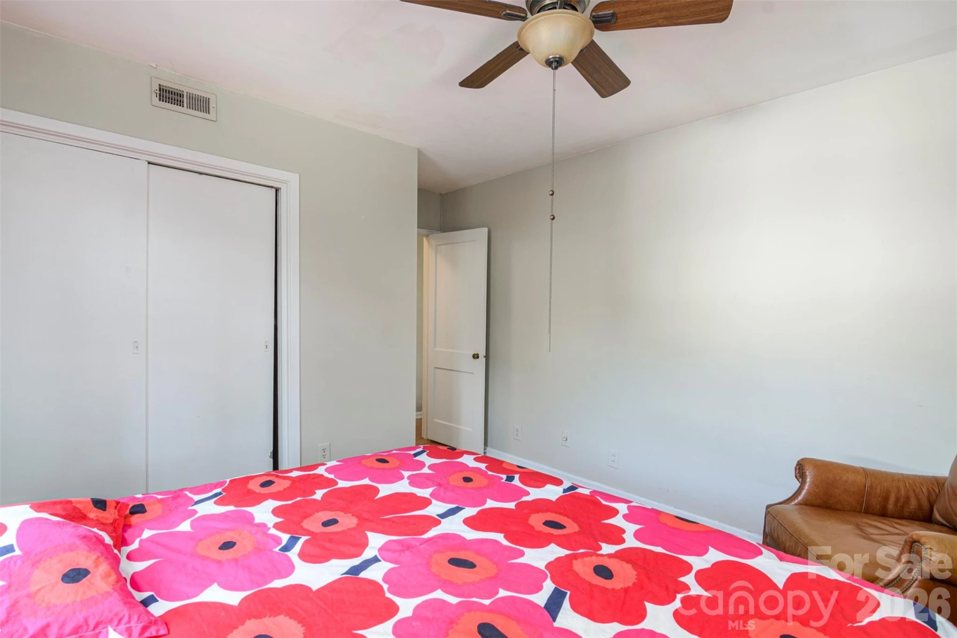 615 Biltmore Avenue - Photo 10