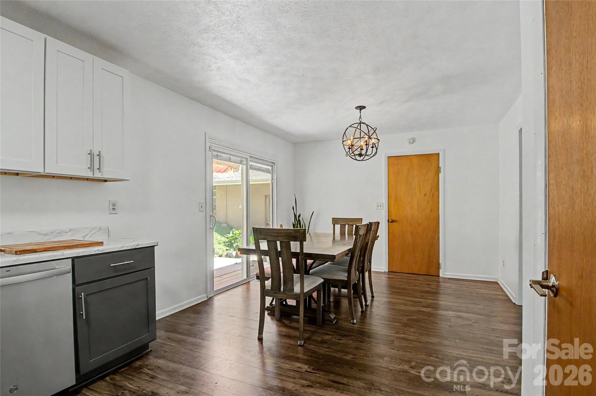 155 Chestnut Place - Photo 12
