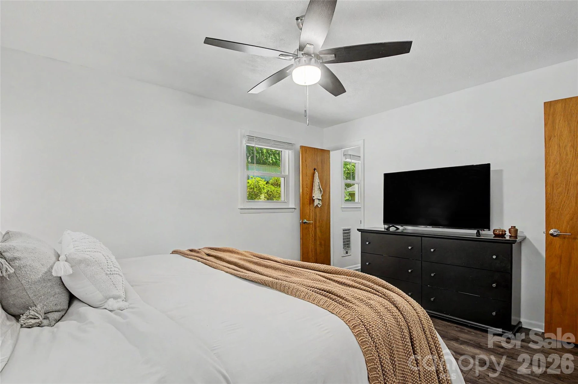 155 Chestnut Place - Photo 15