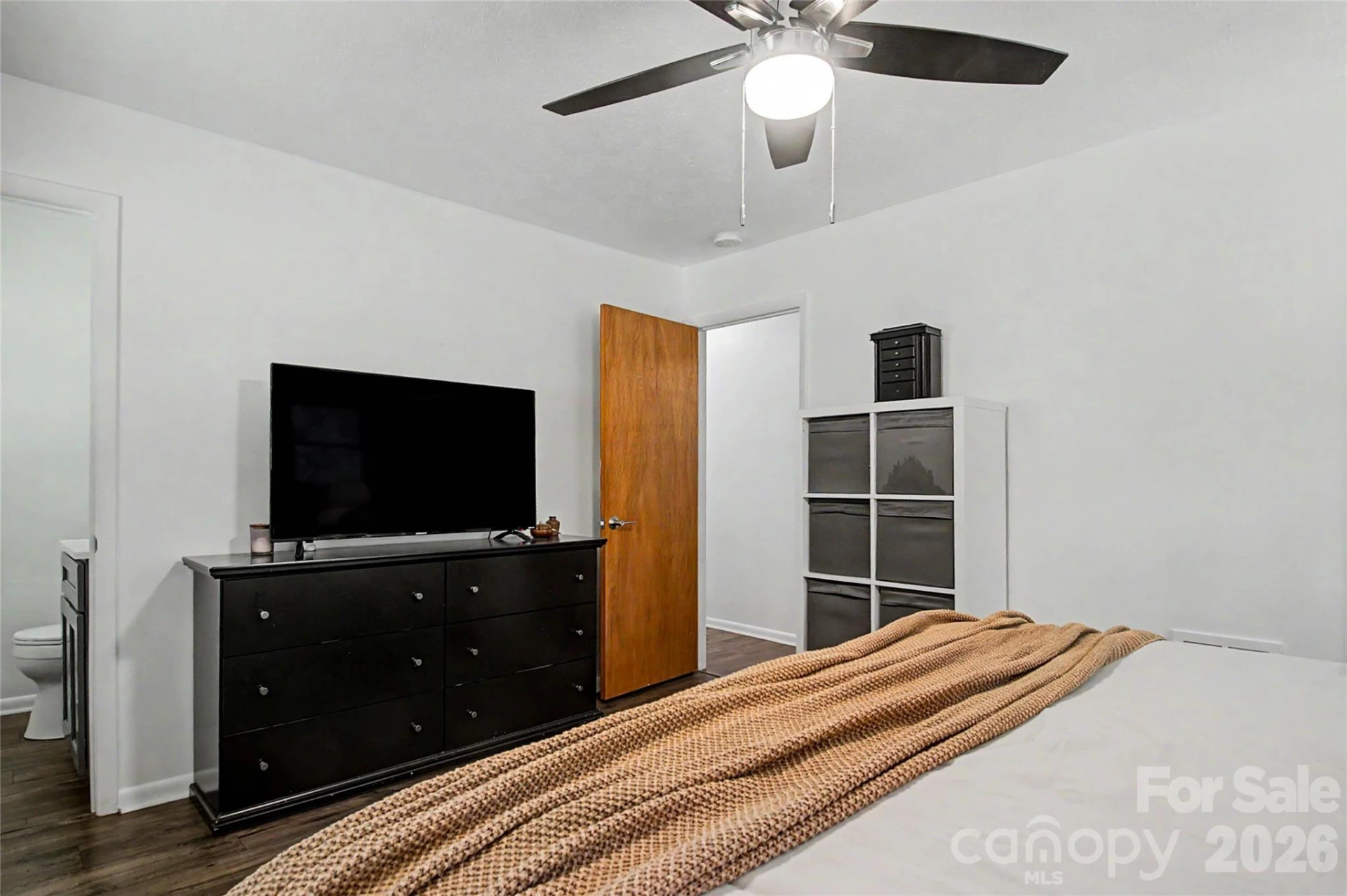155 Chestnut Place - Photo 16