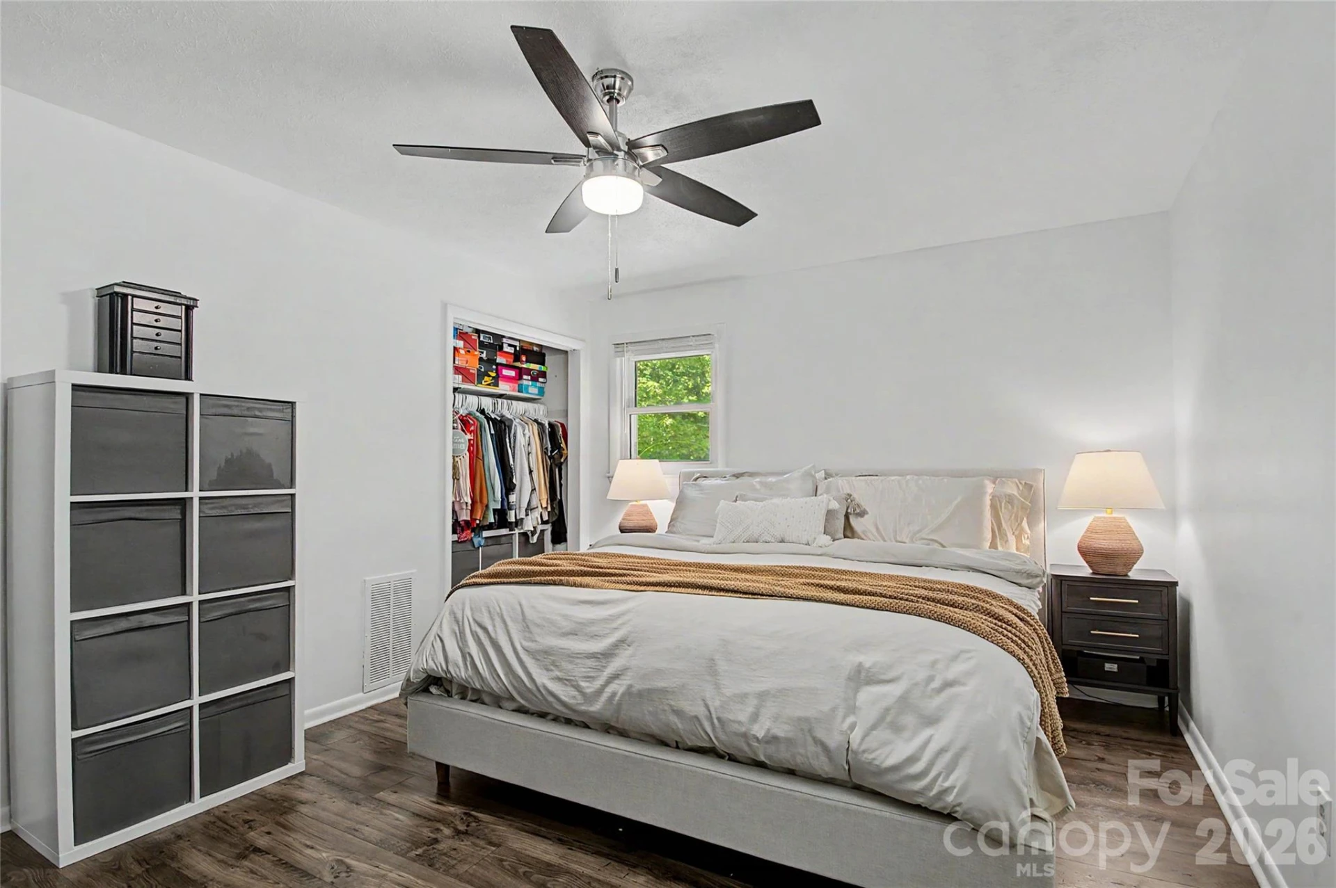 155 Chestnut Place - Photo 17