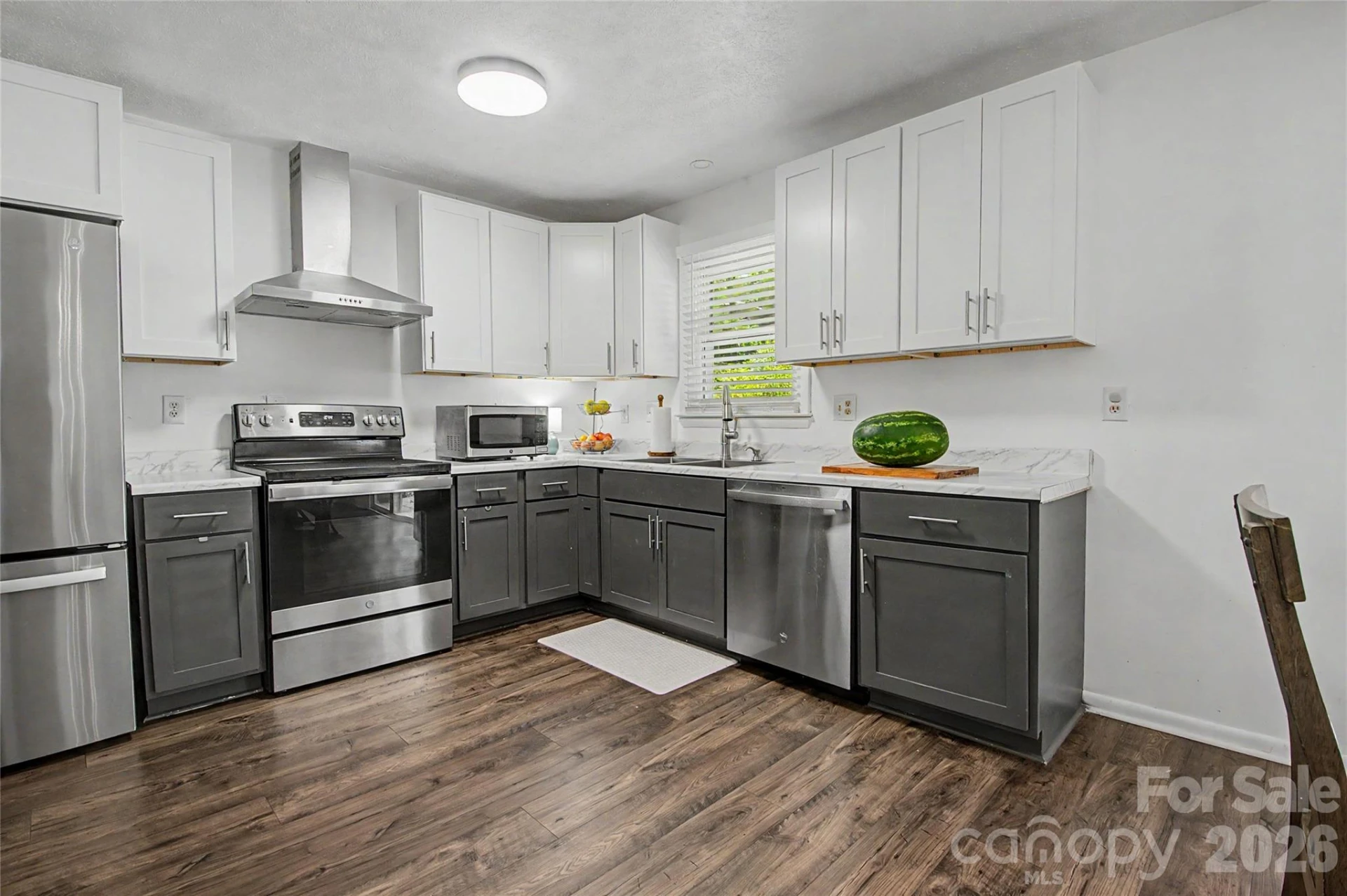 155 Chestnut Place - Photo 25