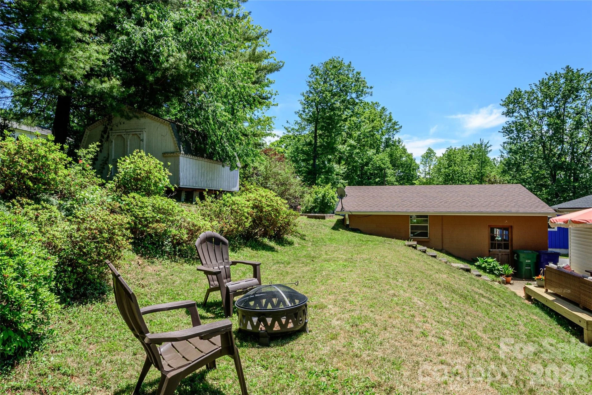 155 Chestnut Place - Photo 39