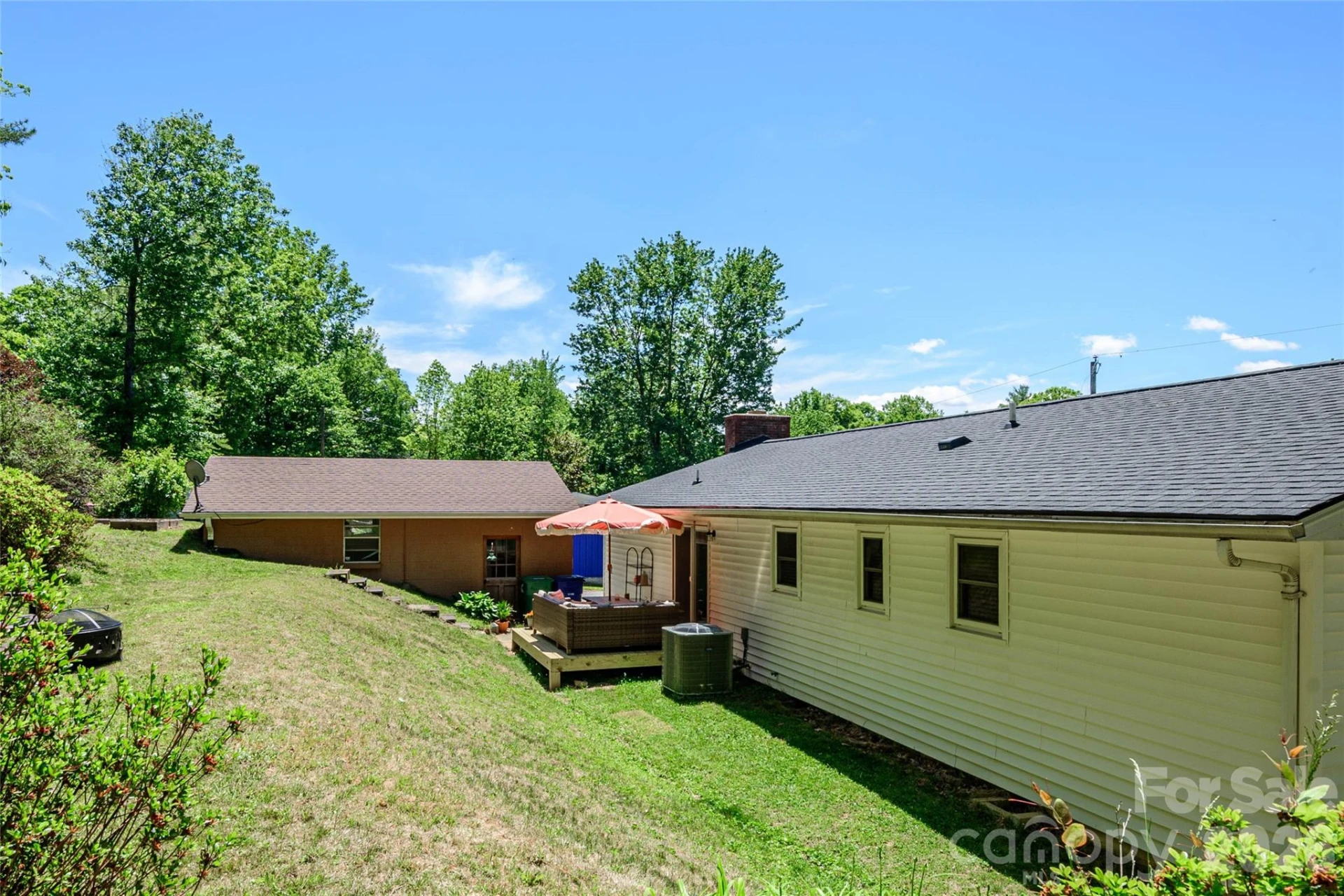 155 Chestnut Place - Photo 43