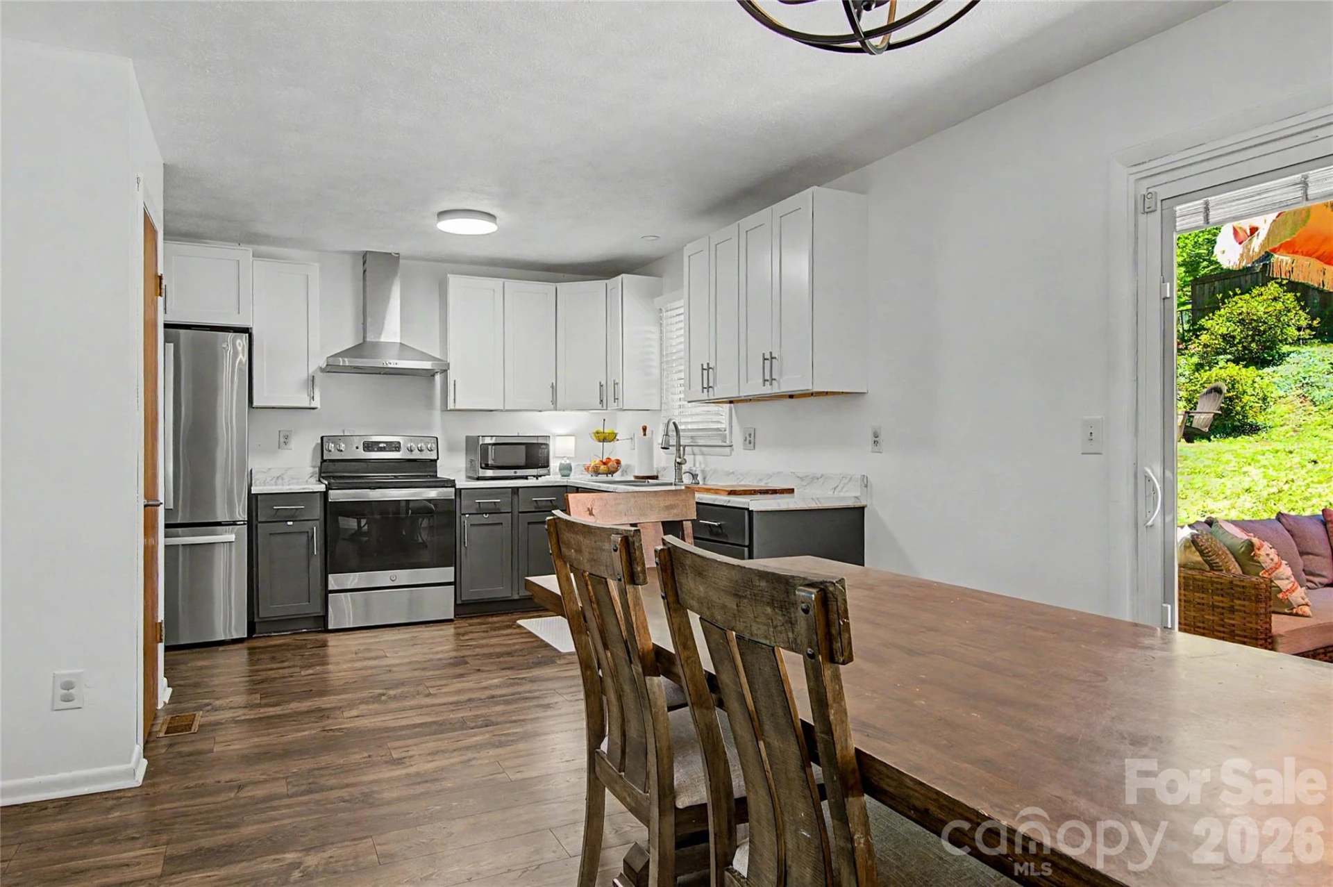 155 Chestnut Place - Photo 7