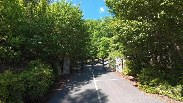 85 Adirondack Lane