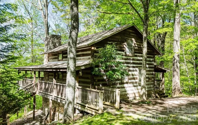 524 McDaris Loop Drive