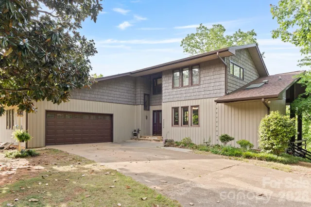415 Reel Hollow Road, Marion, NC, 28752