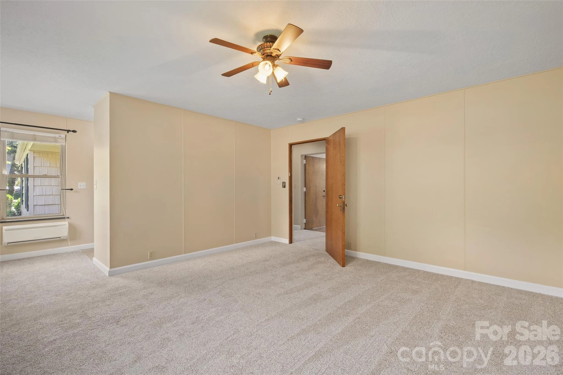 142 Country Club Drive - Photo 21