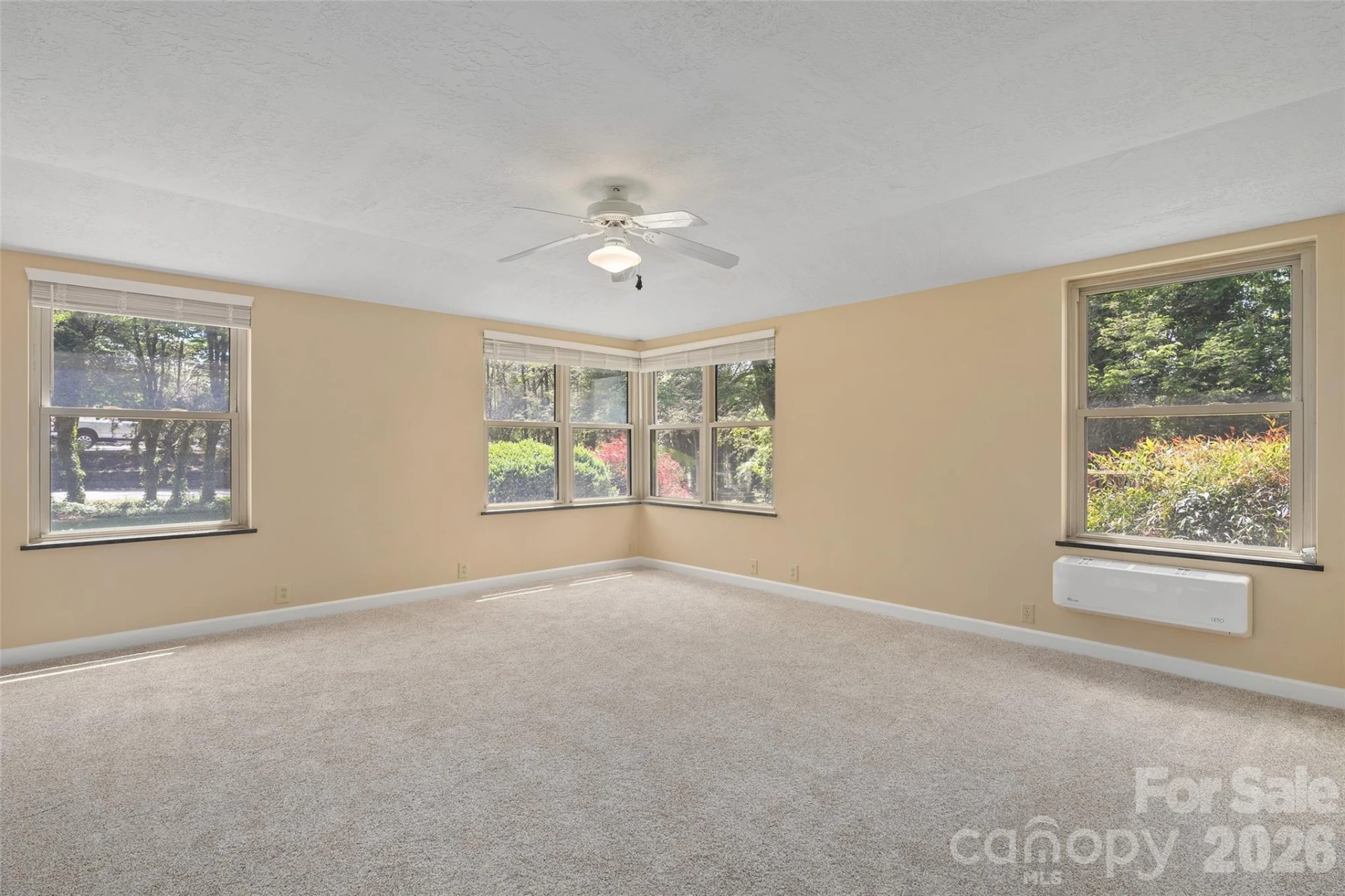 142 Country Club Drive - Photo 25