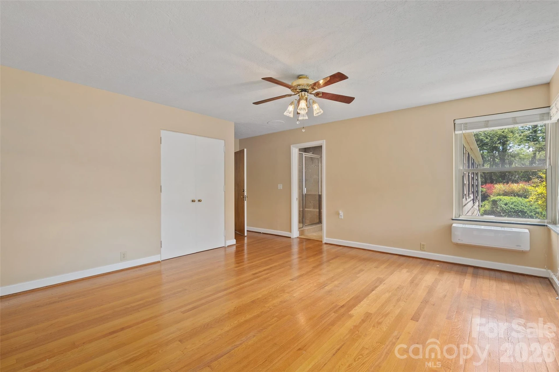 142 Country Club Drive - Photo 27