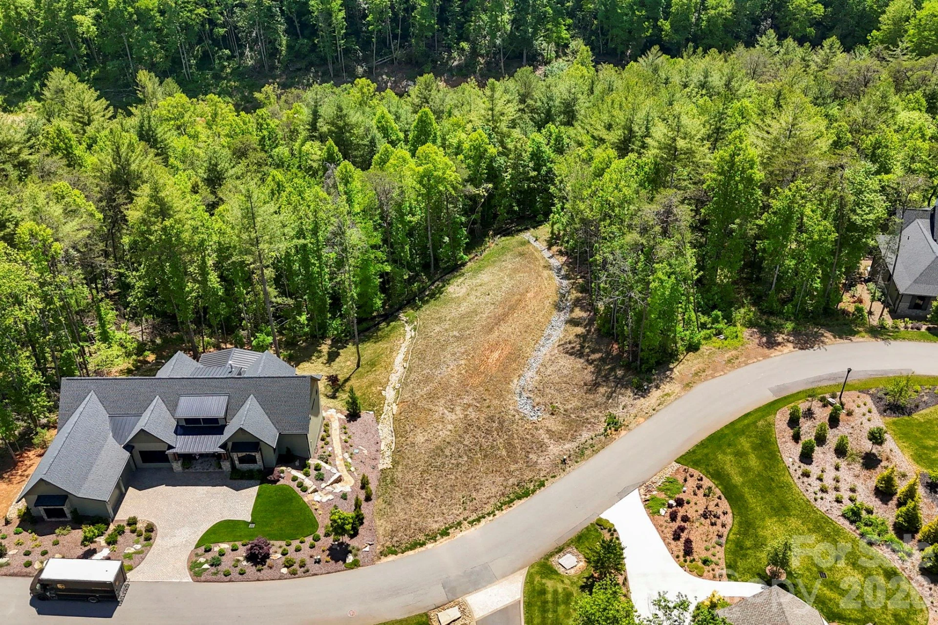 151 Riverbend Forest Drive - Photo 3