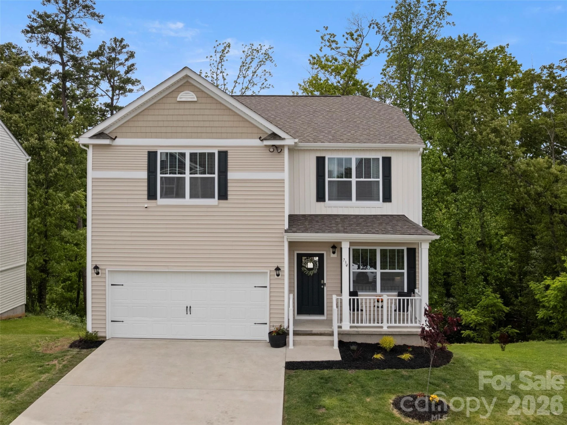 734 Fountain Park Boulevard - Photo 2