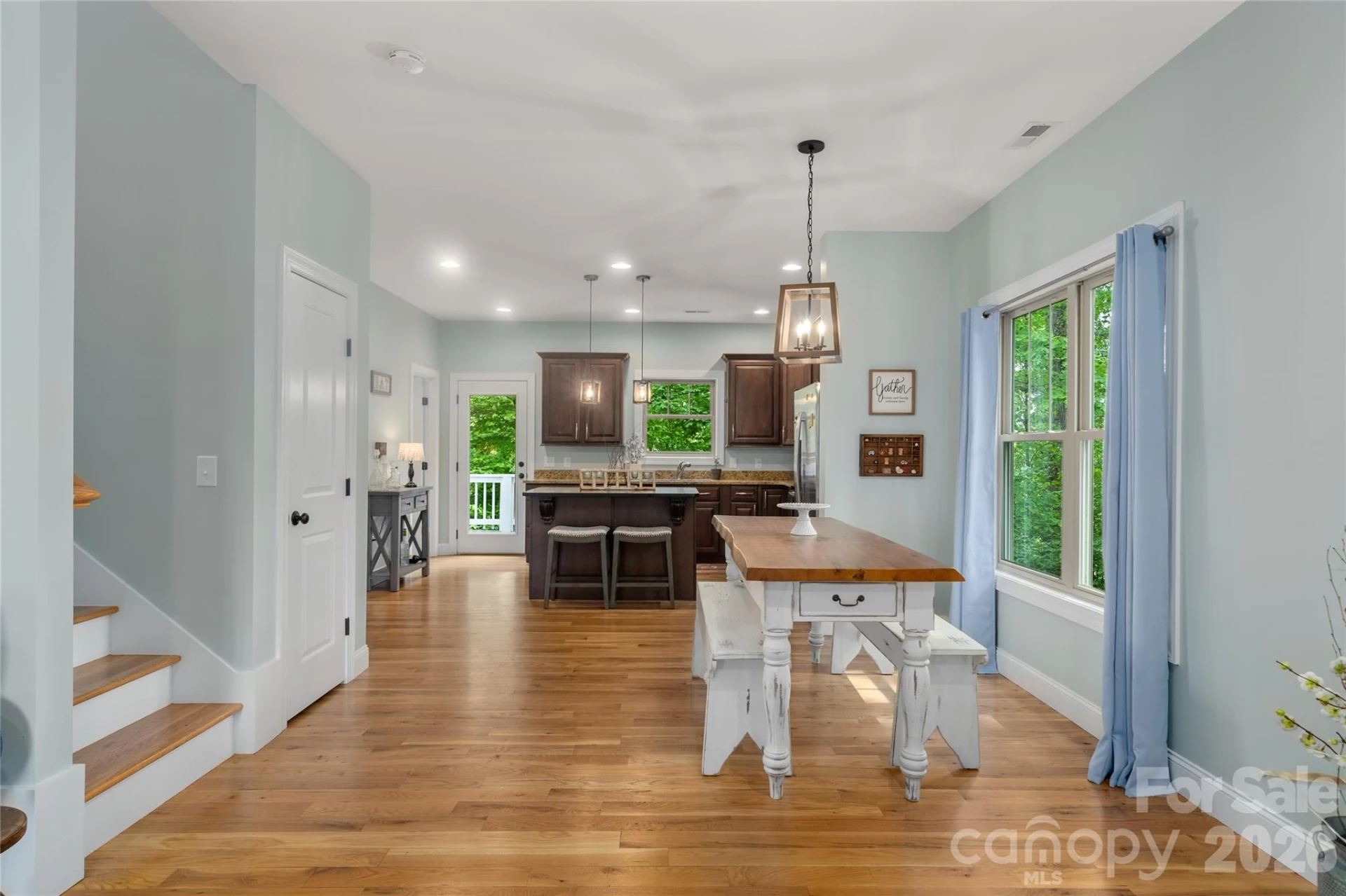 221 Courtland Place - Photo 9