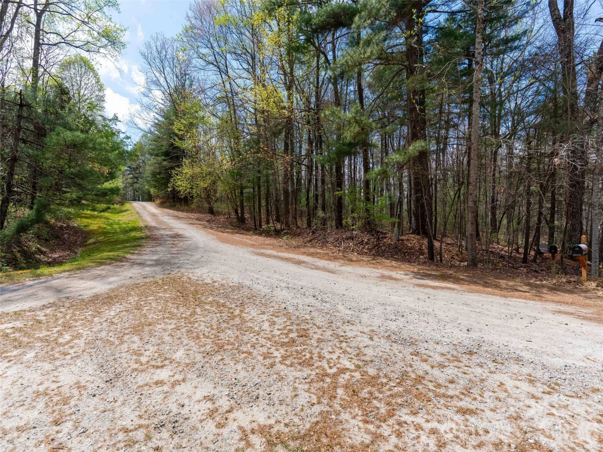 00 E Hilltop Drive #13B - Photo 2