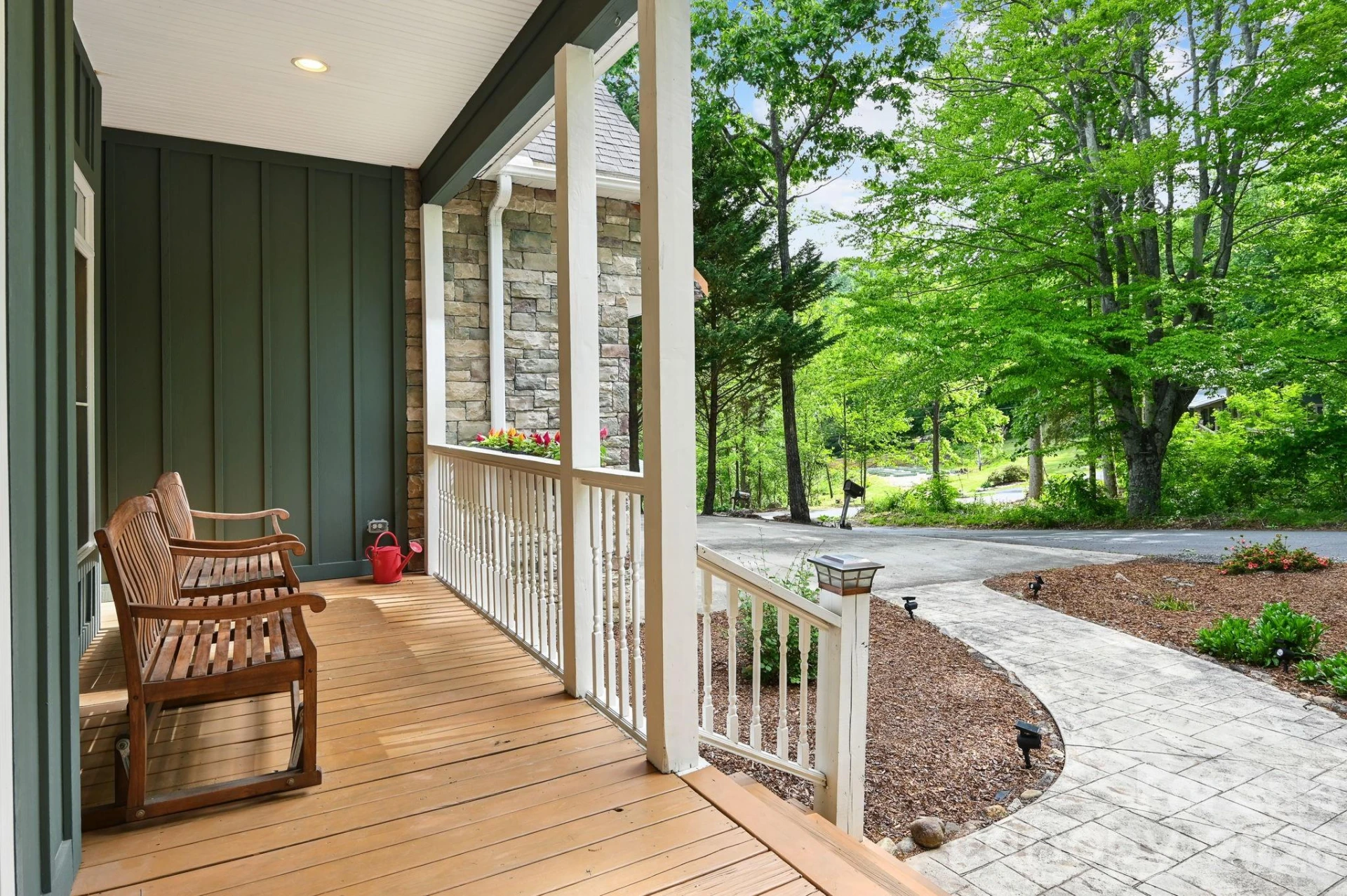 314 Woodland Drive - Photo 3