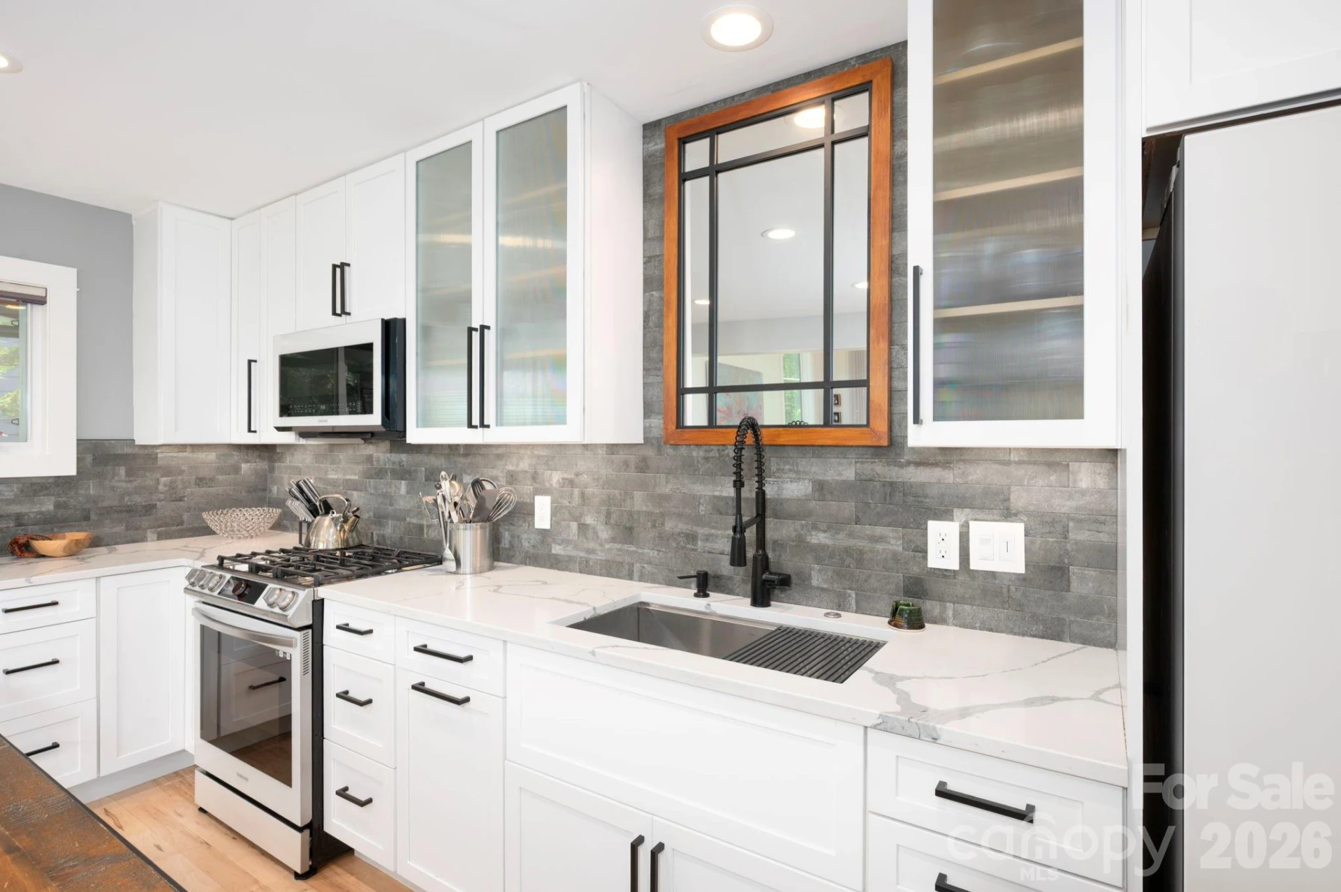 21 & 19 Crescent Street - Photo 12