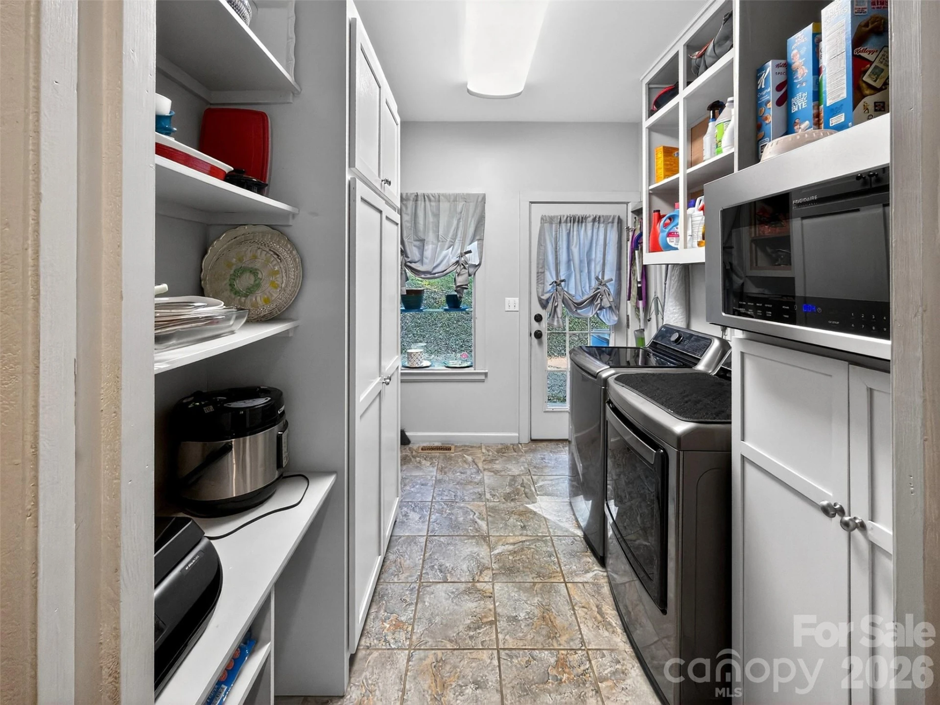 584 Clear Spring Trail #61 - Photo 19