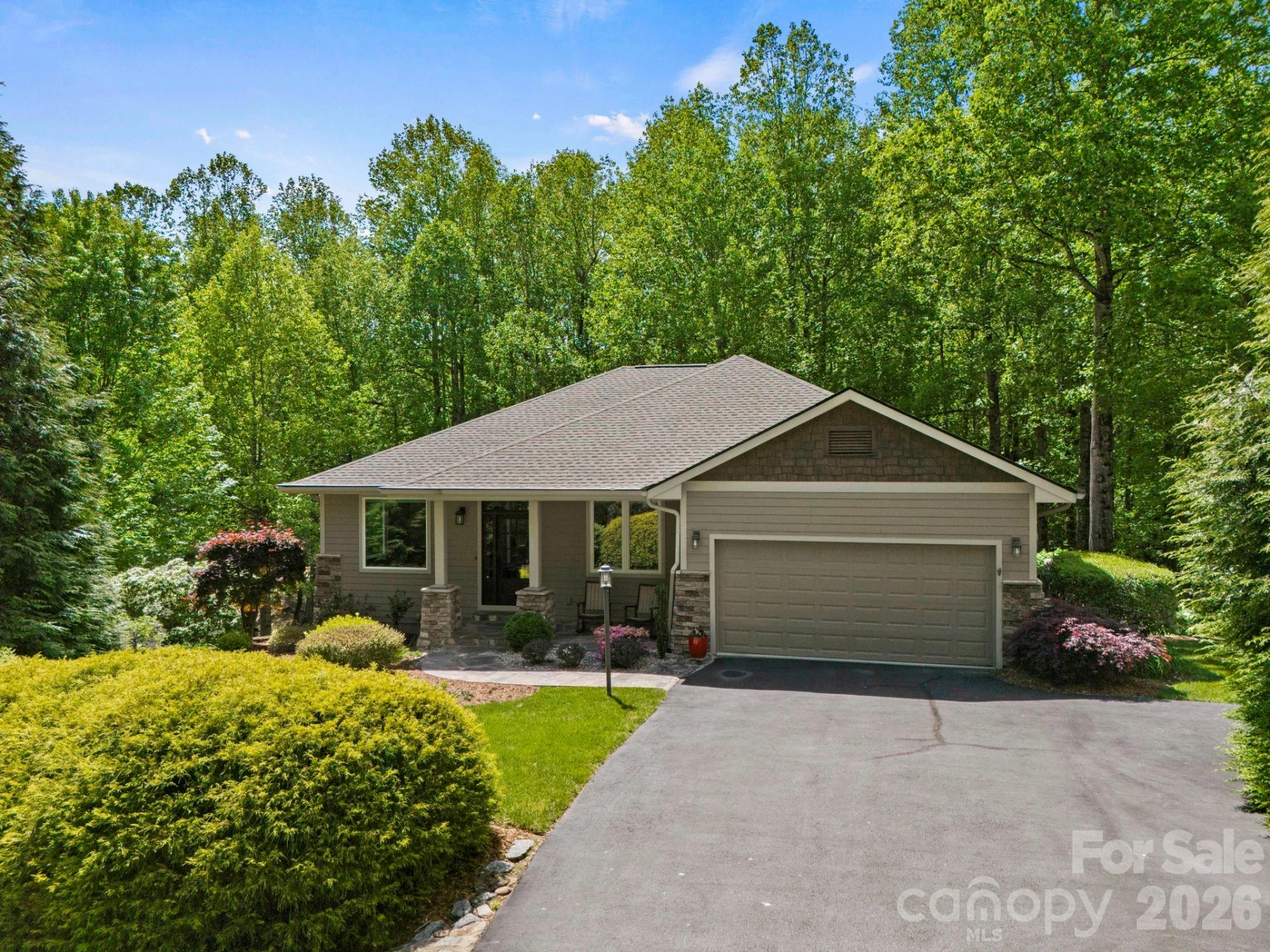 547 Pinnacle Peak Lane - Photo 2