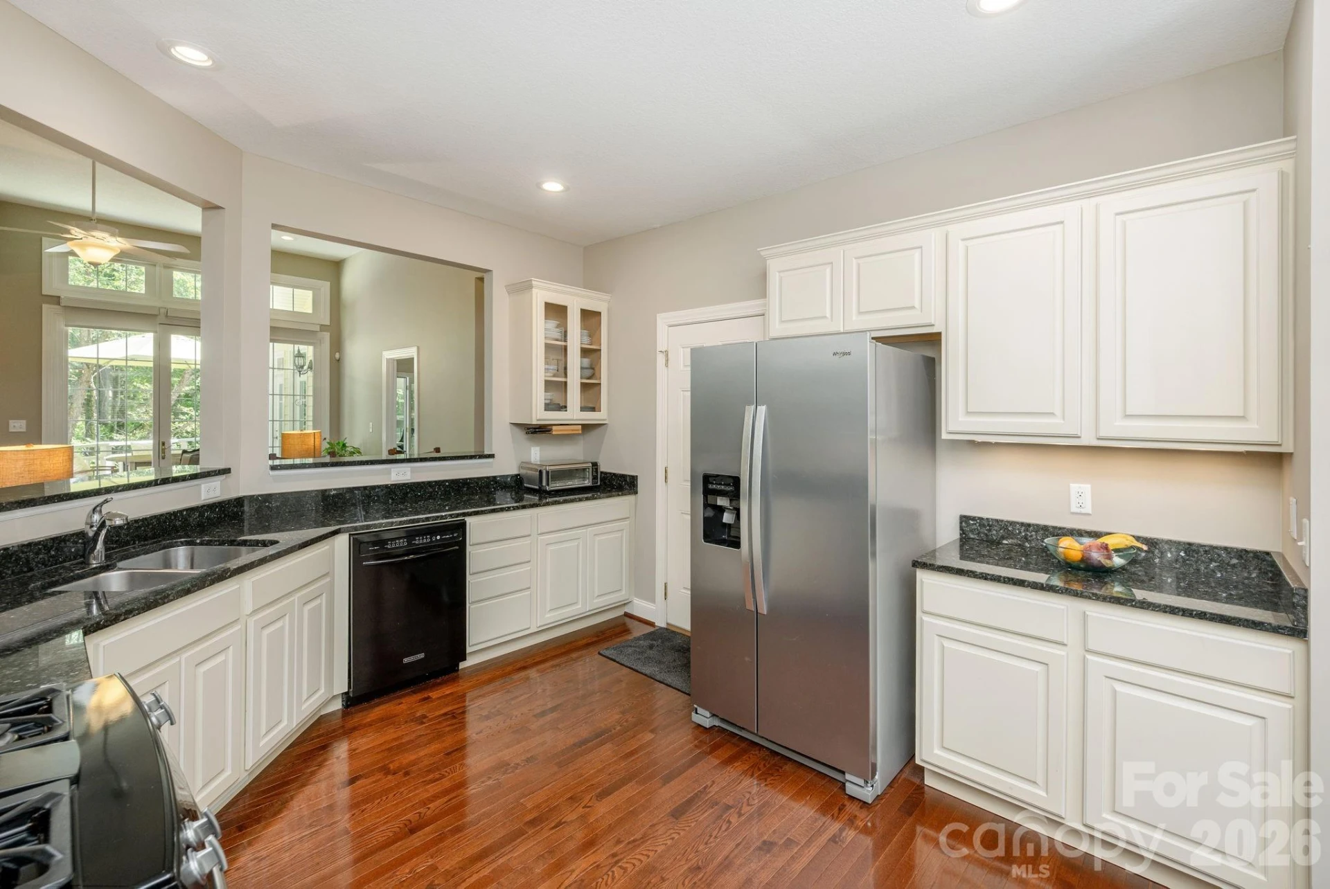 113 CHANCERY Court - Photo 17