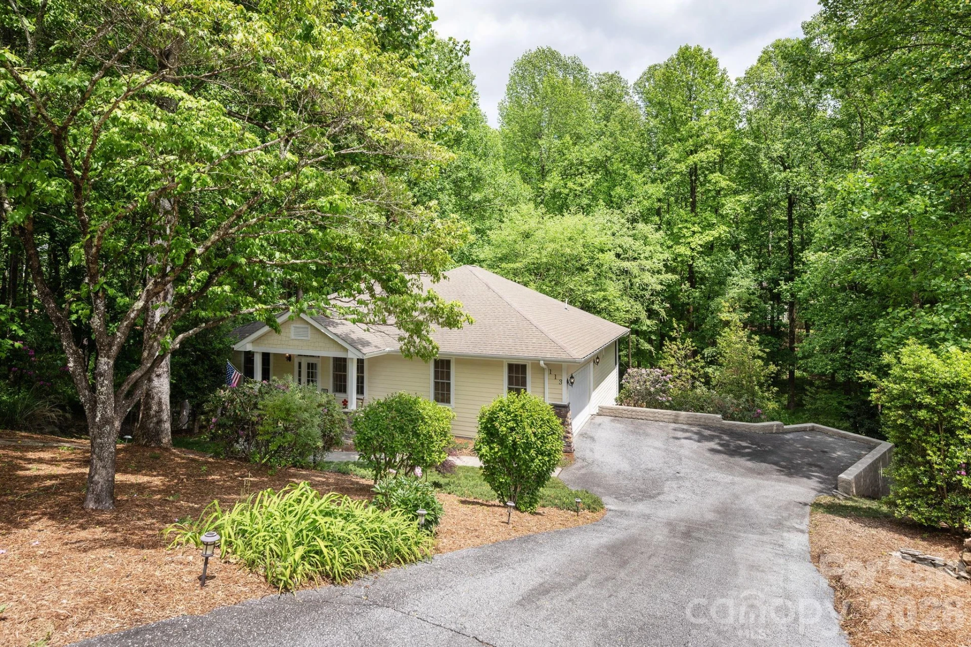 113 CHANCERY Court - Photo 45