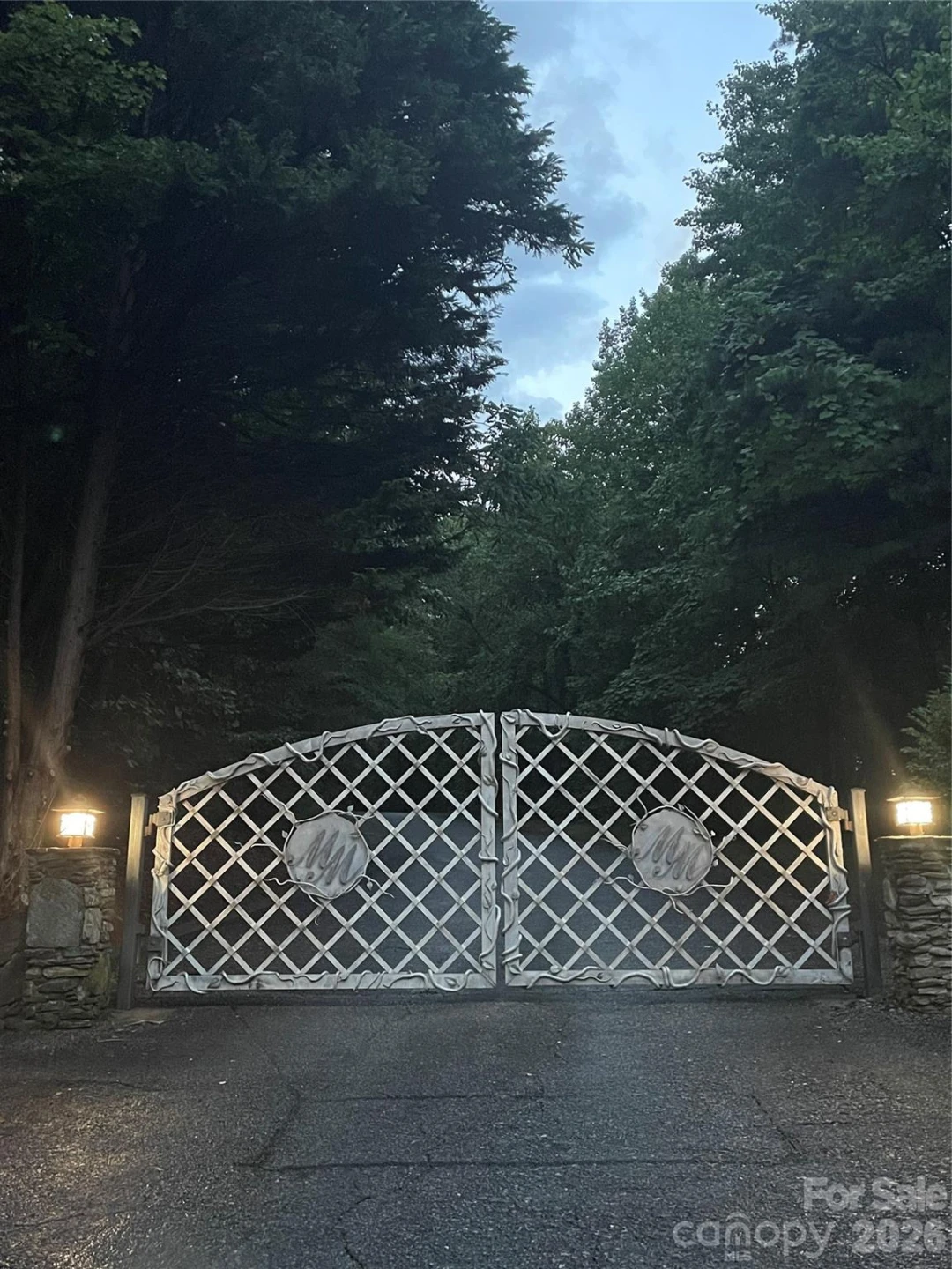 737 Melrose Mountain Road - Photo 32