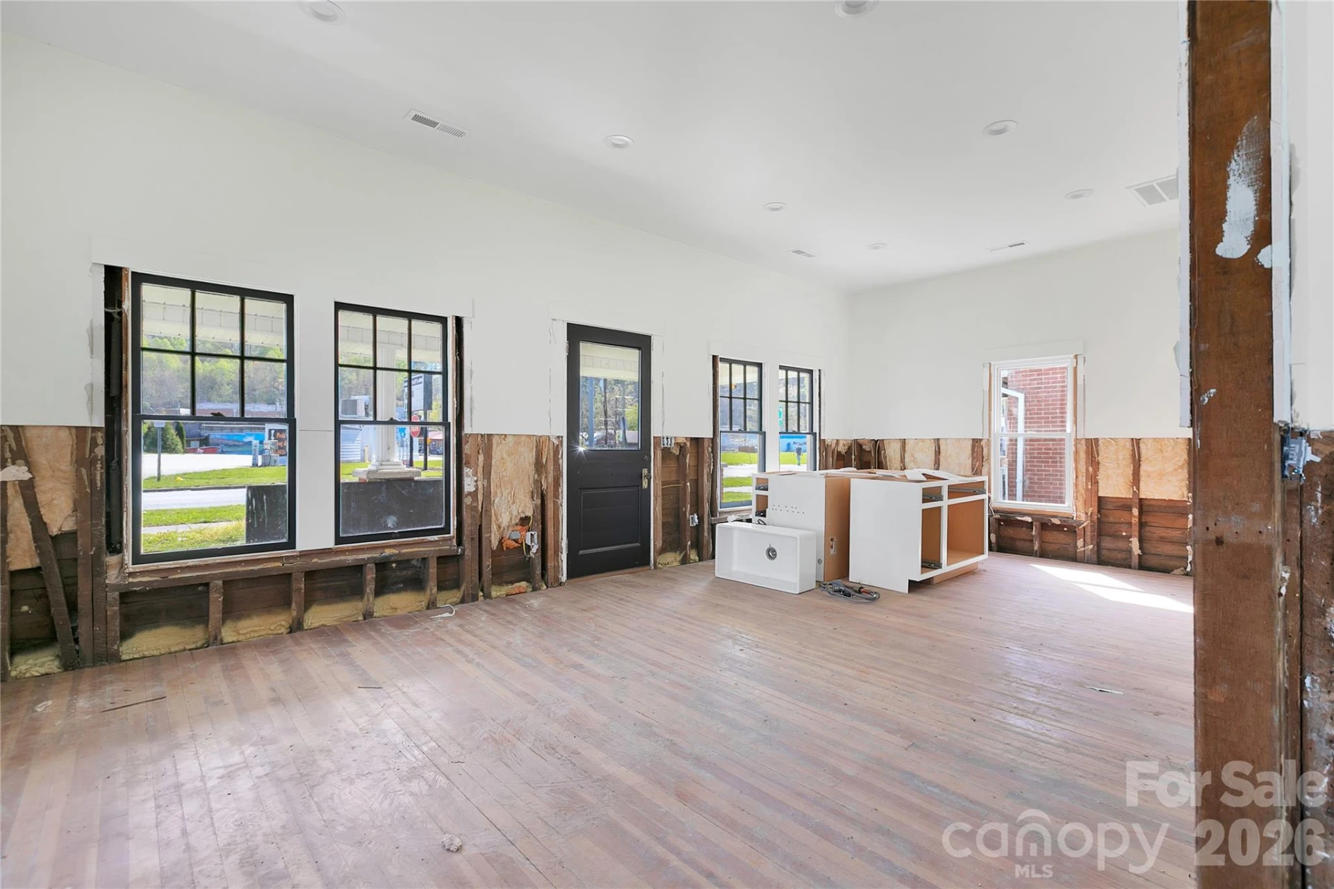 220 Main Street - Photo 4