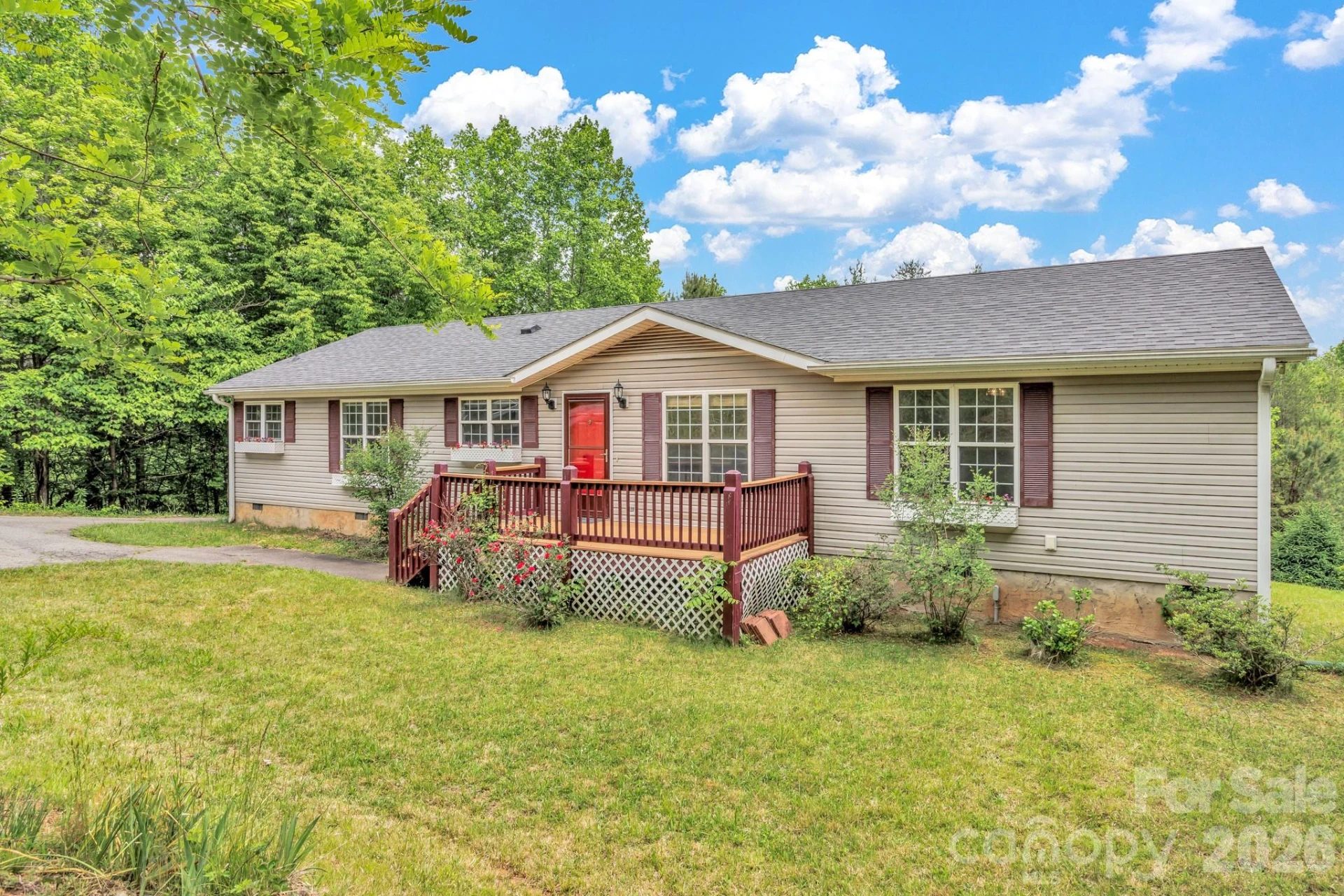 31 Trent Drive #48 - Photo 2