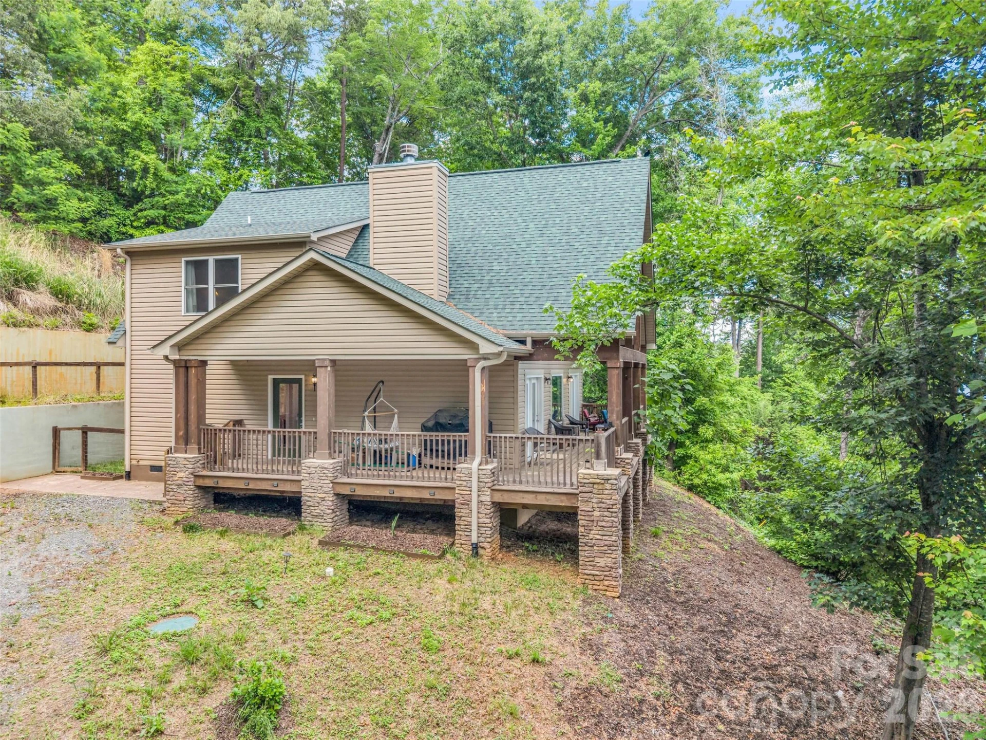 227 Snug Harbor Circle - Photo 2