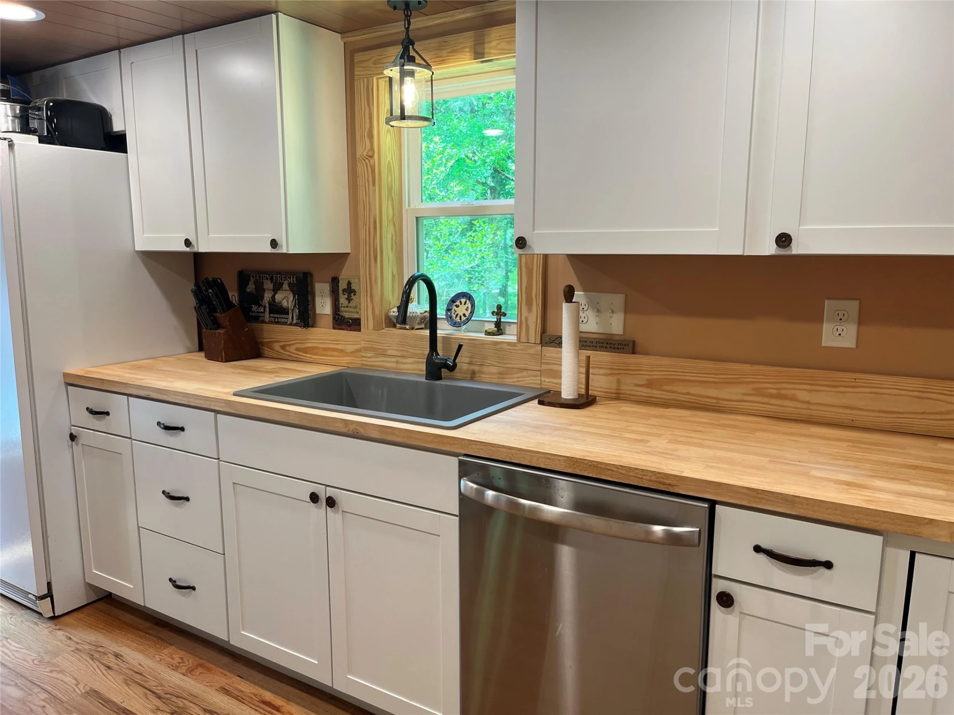 183 Cedarberry Glen - Photo 9