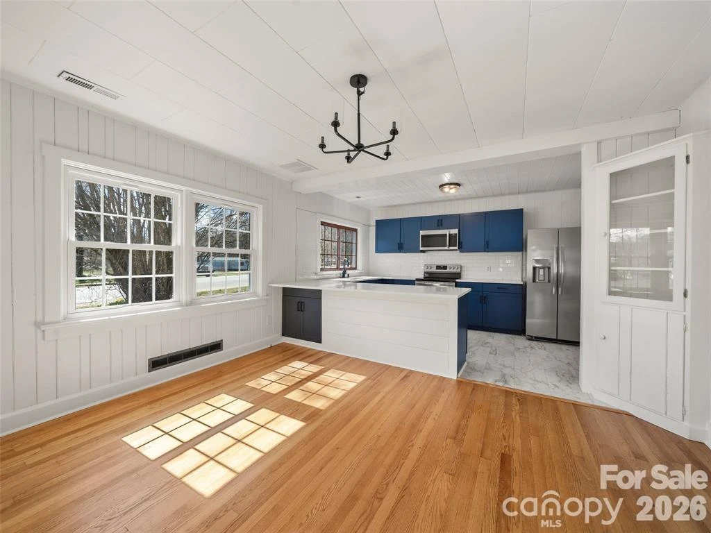 228 Main Street - Photo 14