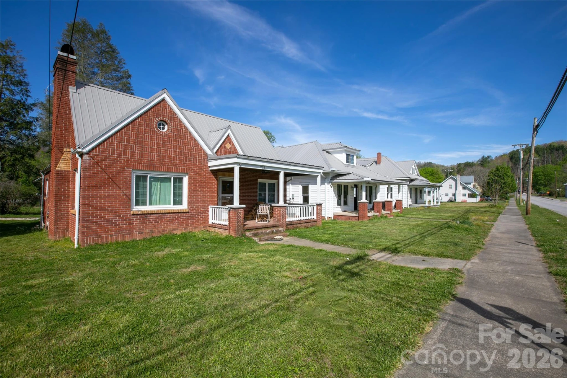 228 Main Street - Photo 3