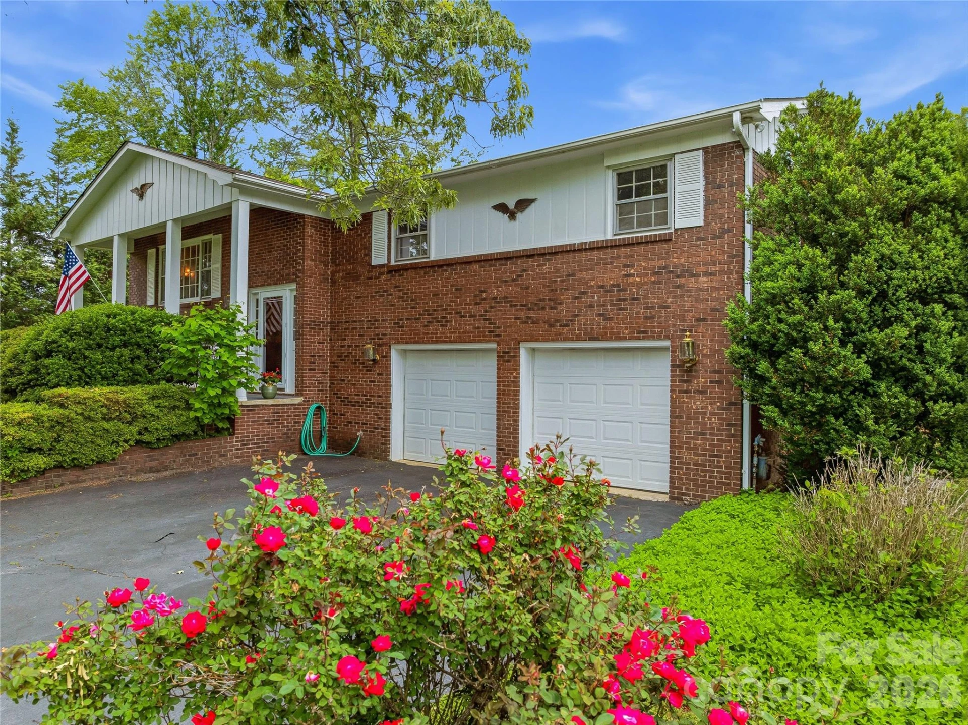 208 Applecross Lane - Photo 2