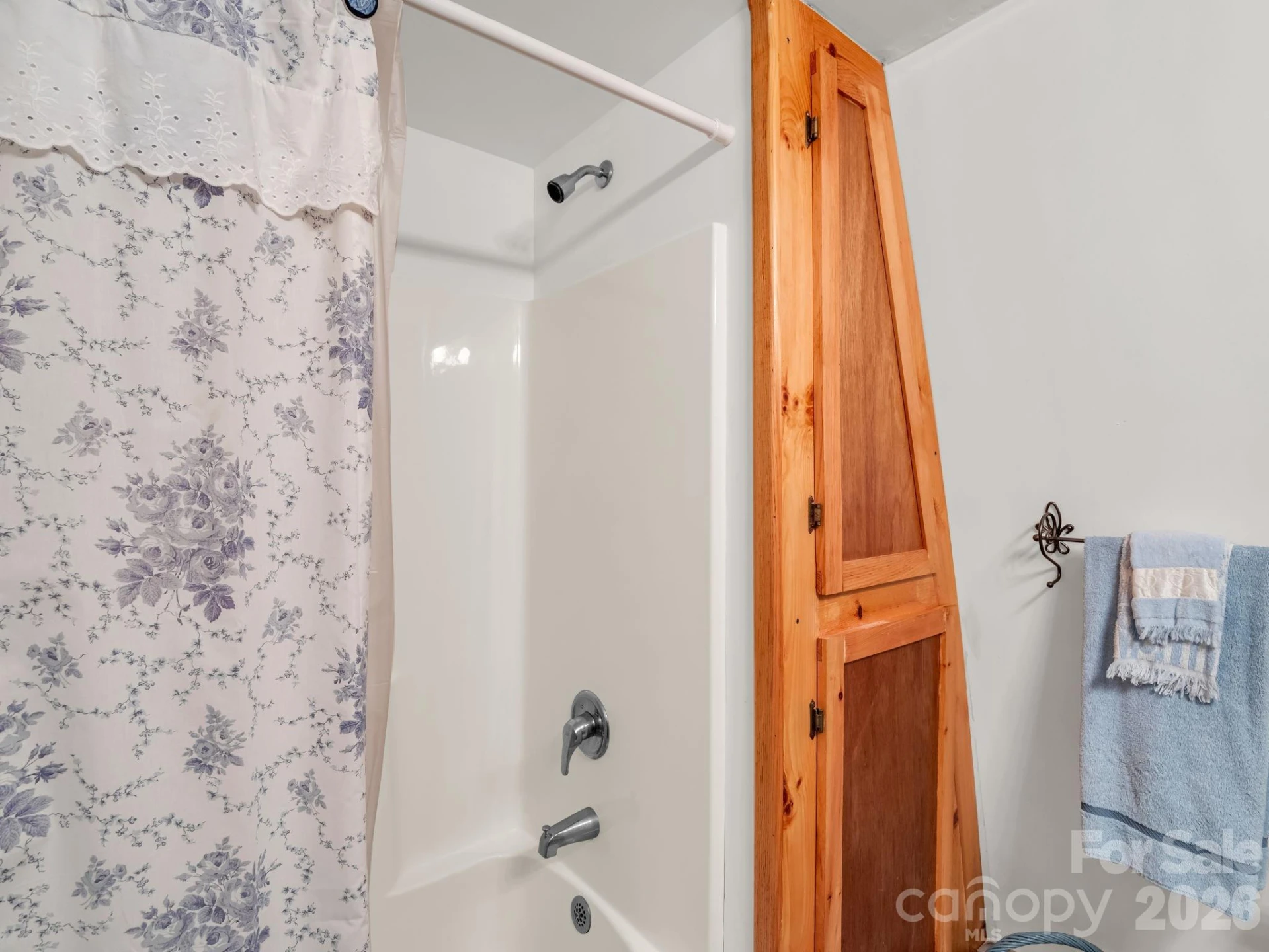 740 Justice Drive - Photo 18