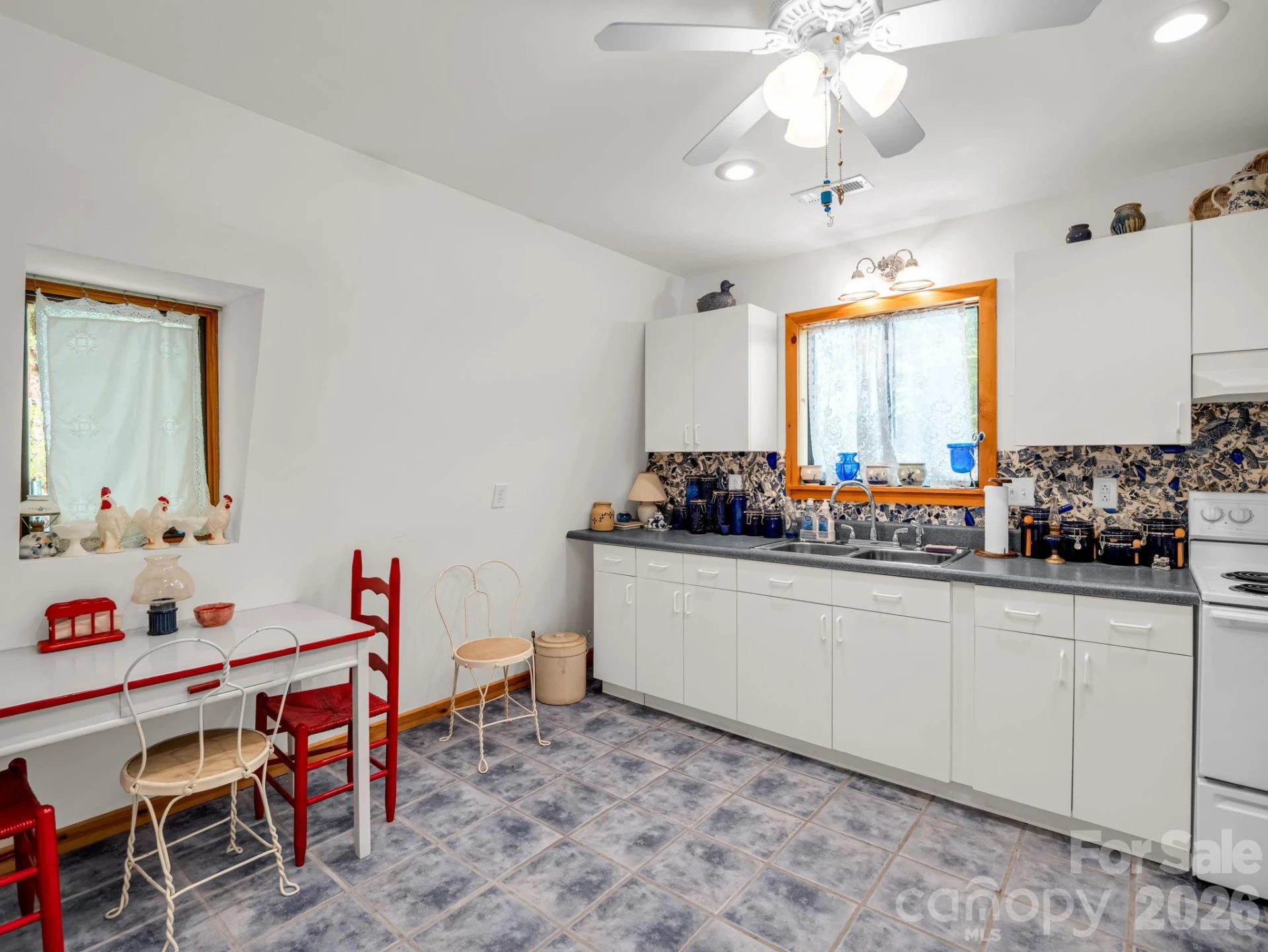 740 Justice Drive - Photo 19