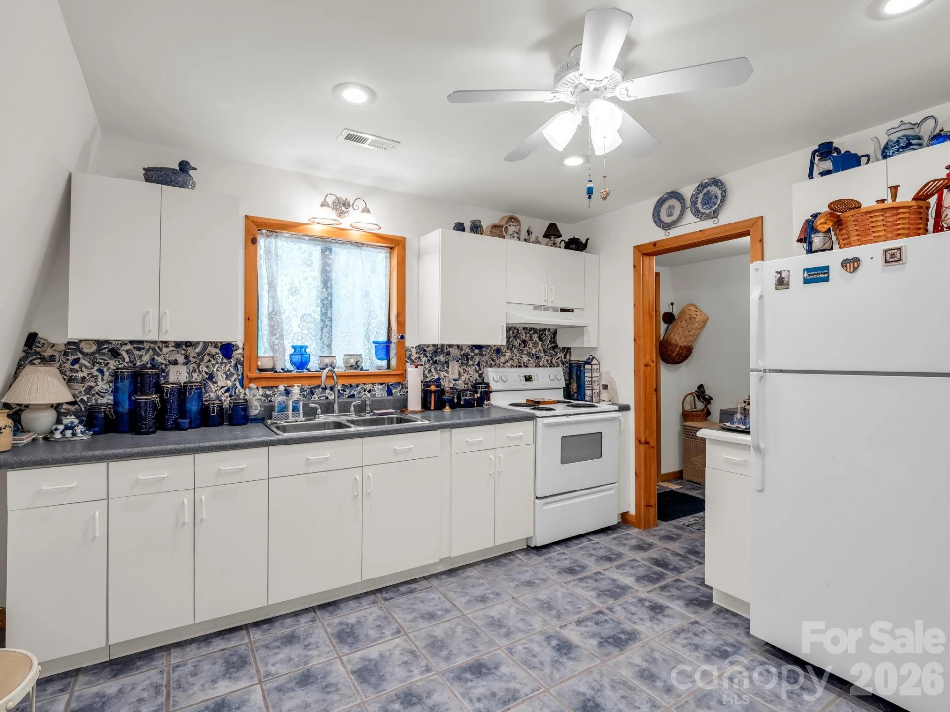 740 Justice Drive - Photo 21